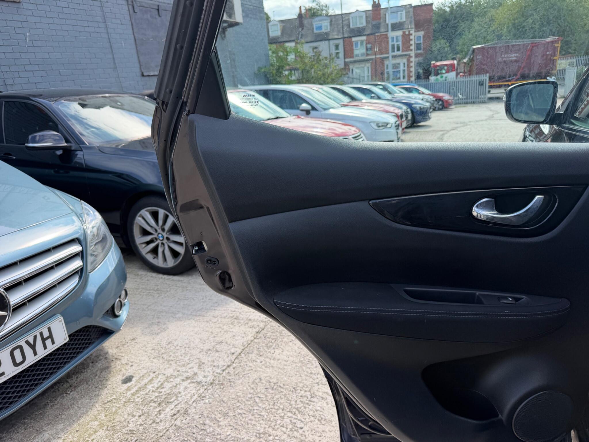 Nissan Qashqai view 23