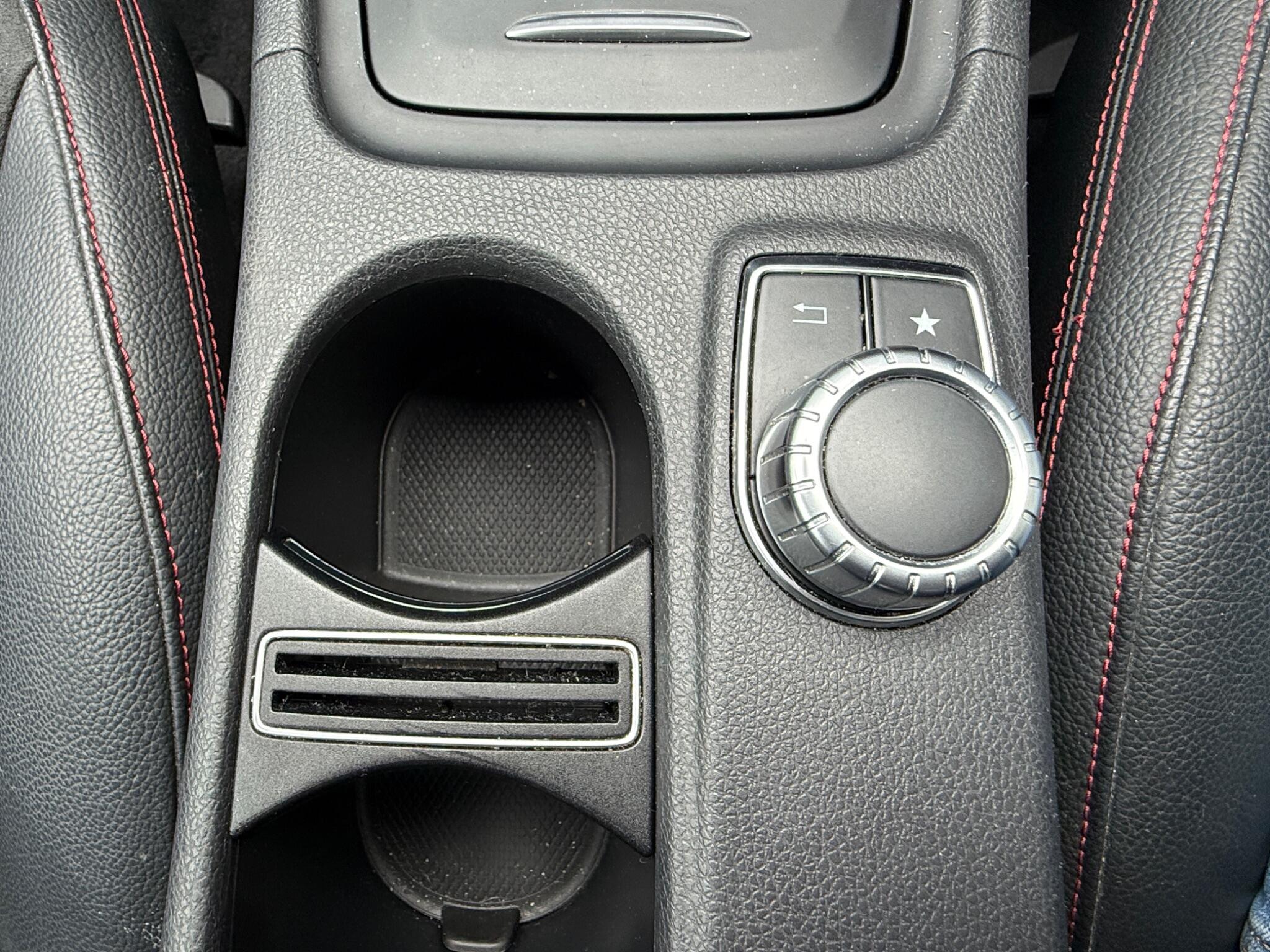 2015 Mercedes-Benz CLA image 29