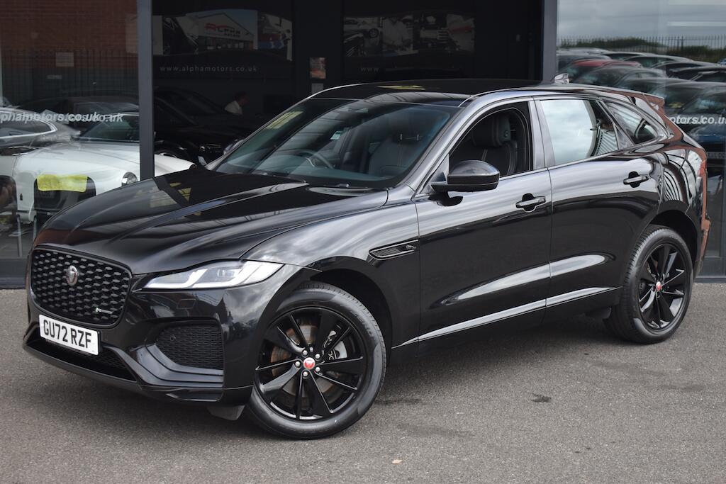 Jaguar F-Pace view 6