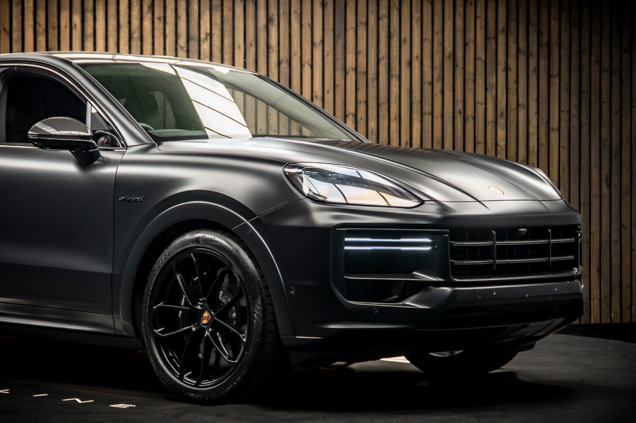 Porsche Cayenne view 10