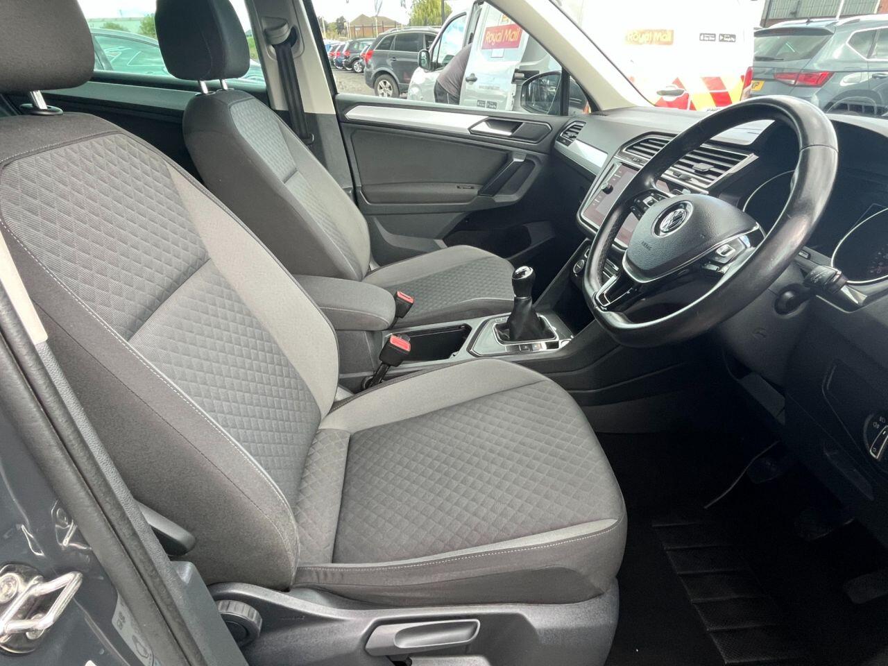 Volkswagen Tiguan view 10