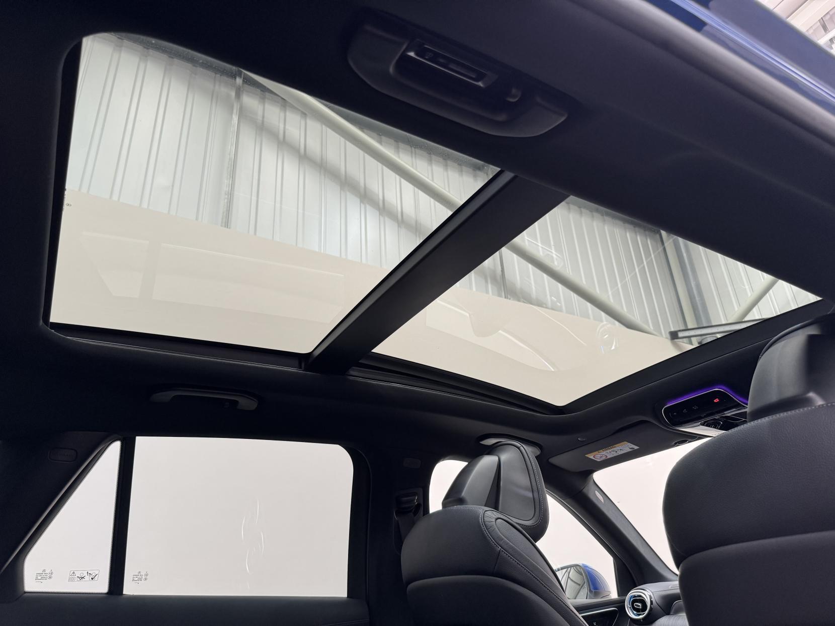 Mercedes-Benz GLC view 64