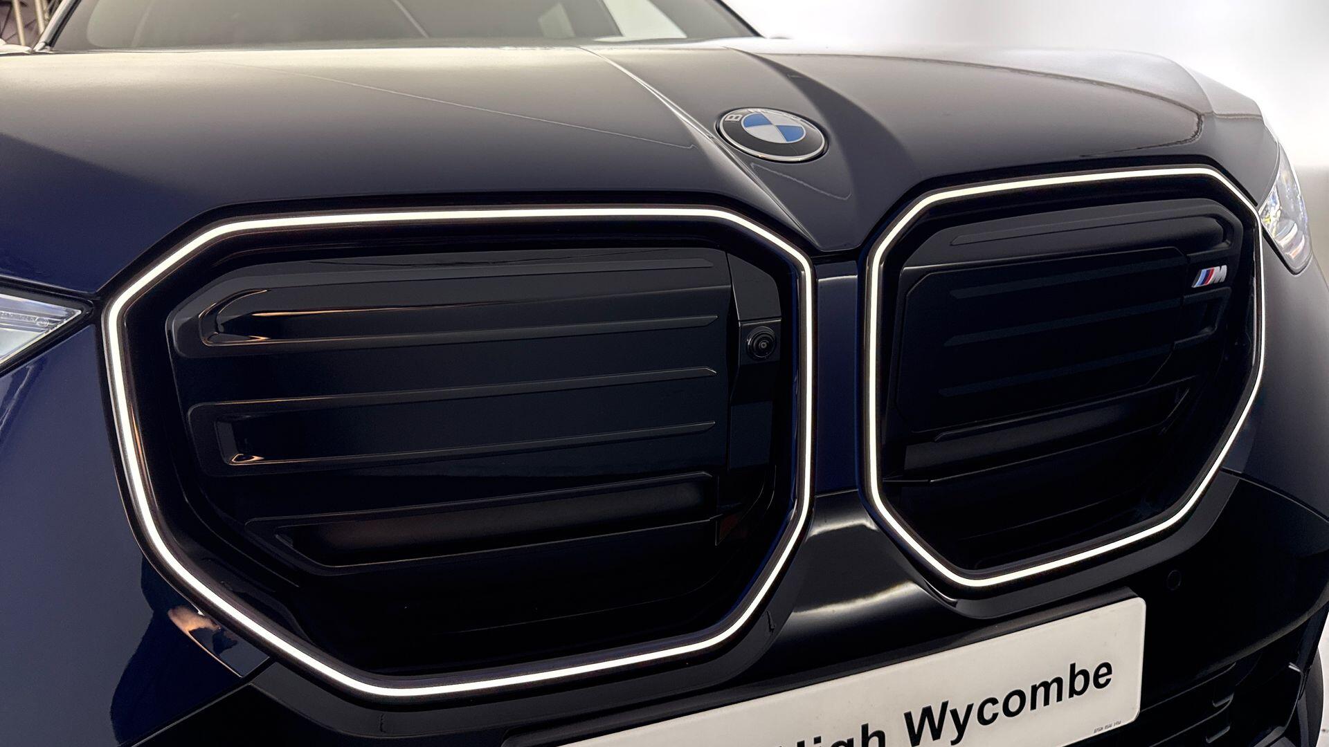 BMW X3 view 24