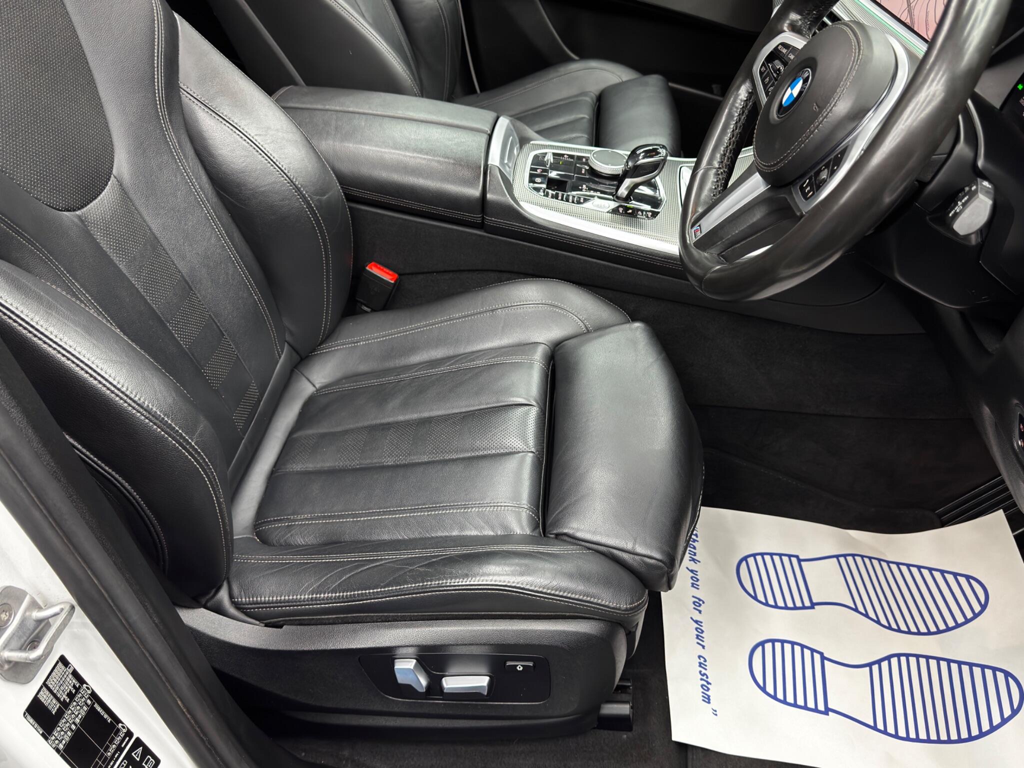 BMW X5 view 14