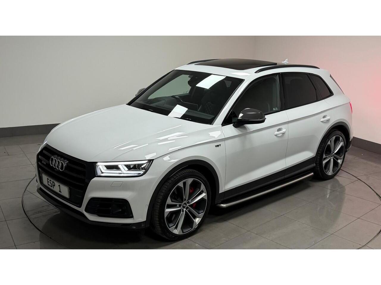 Audi SQ5 view 13