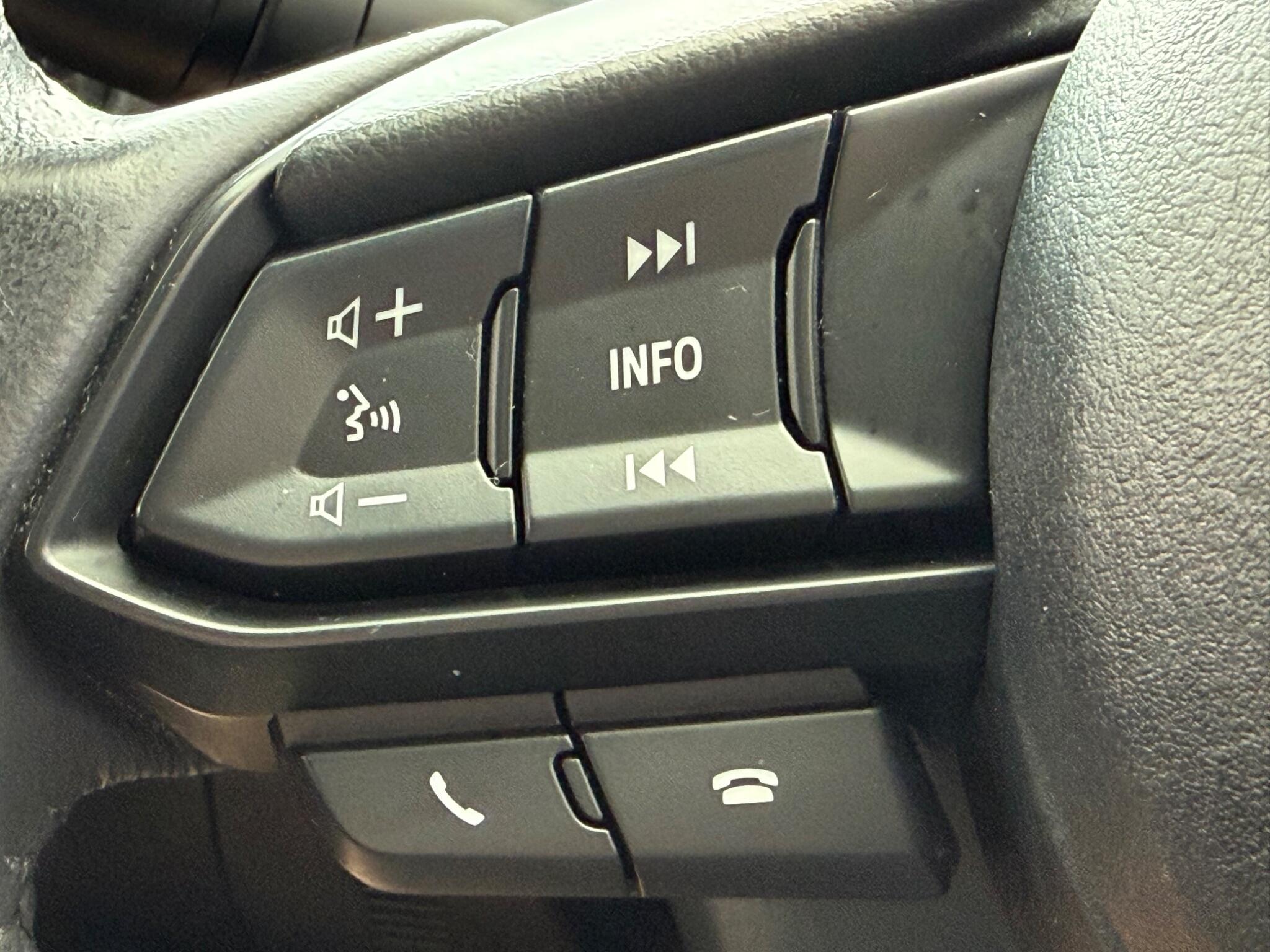 Mazda Skyactiv-G view 25