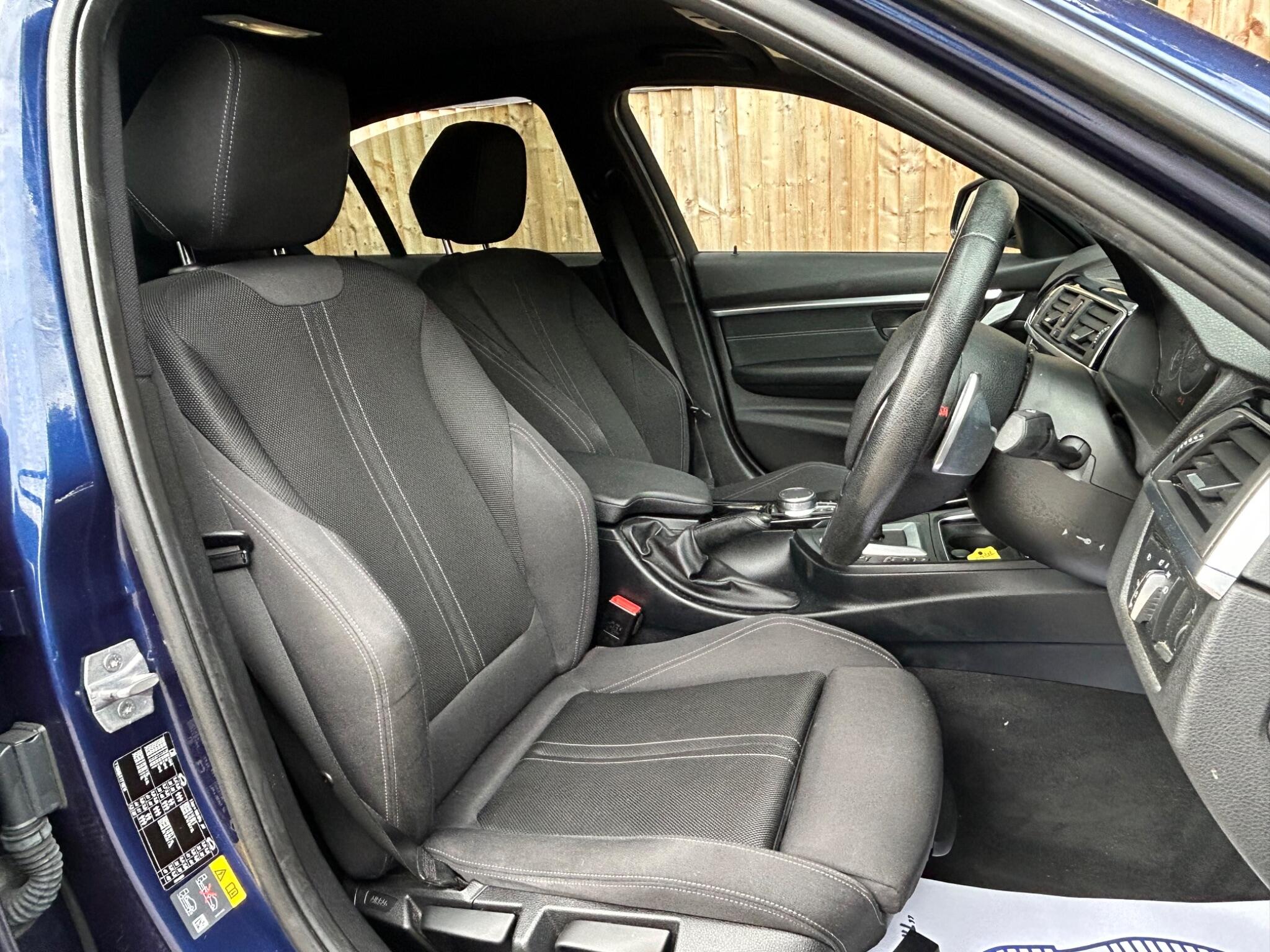 BMW 3 Series view 3