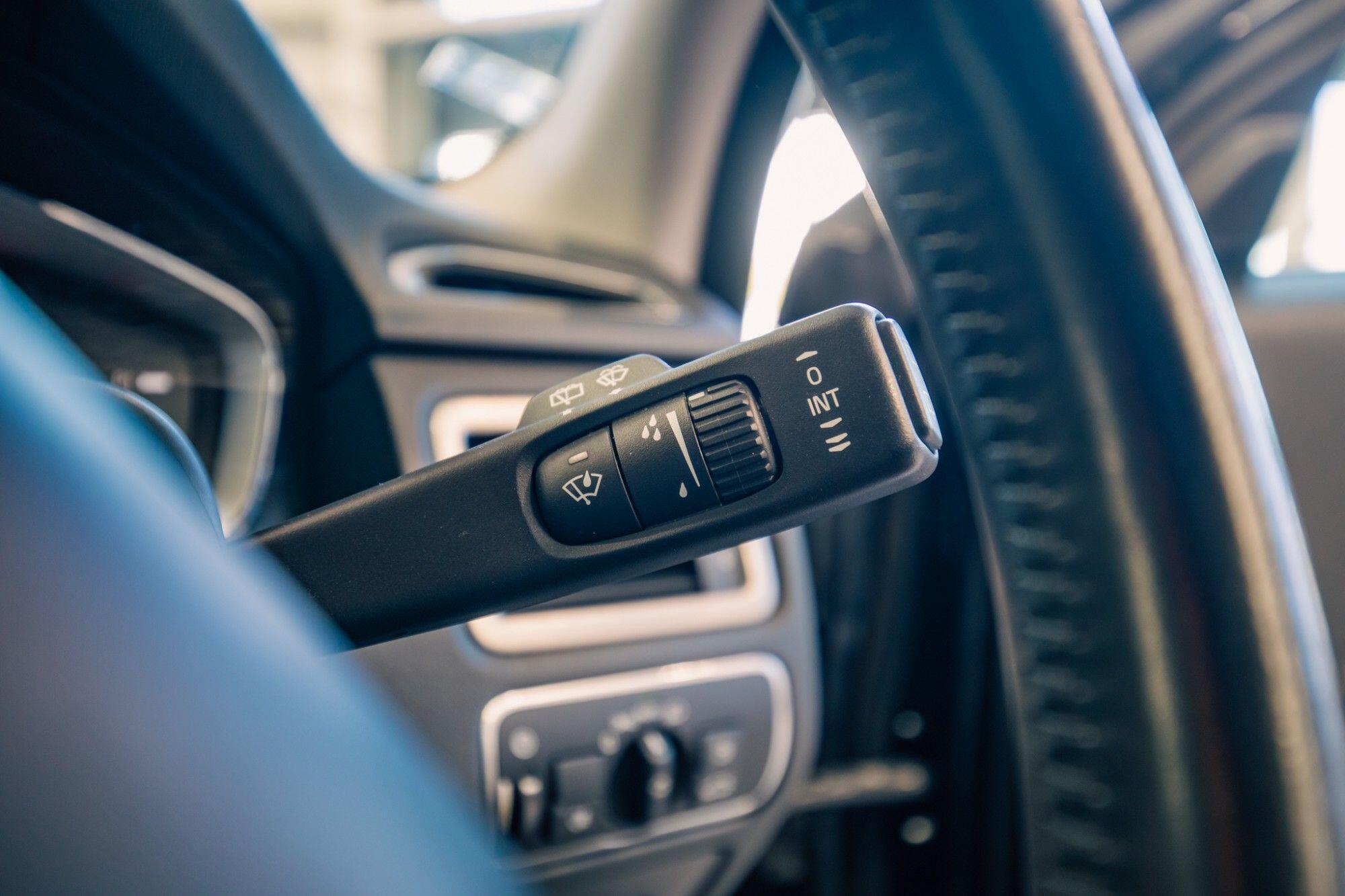Volvo XC70 view 15