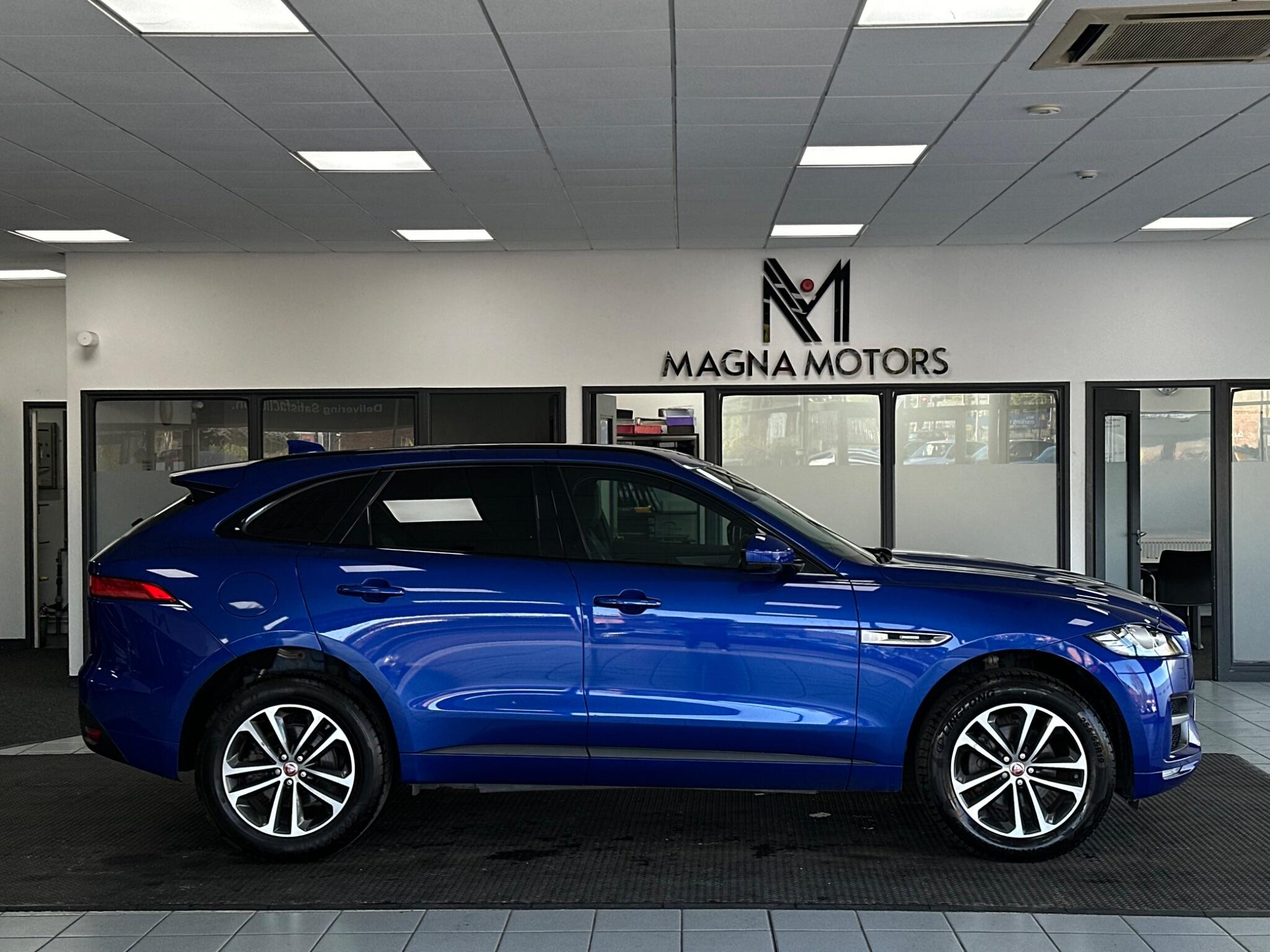 Jaguar F-Pace view 3