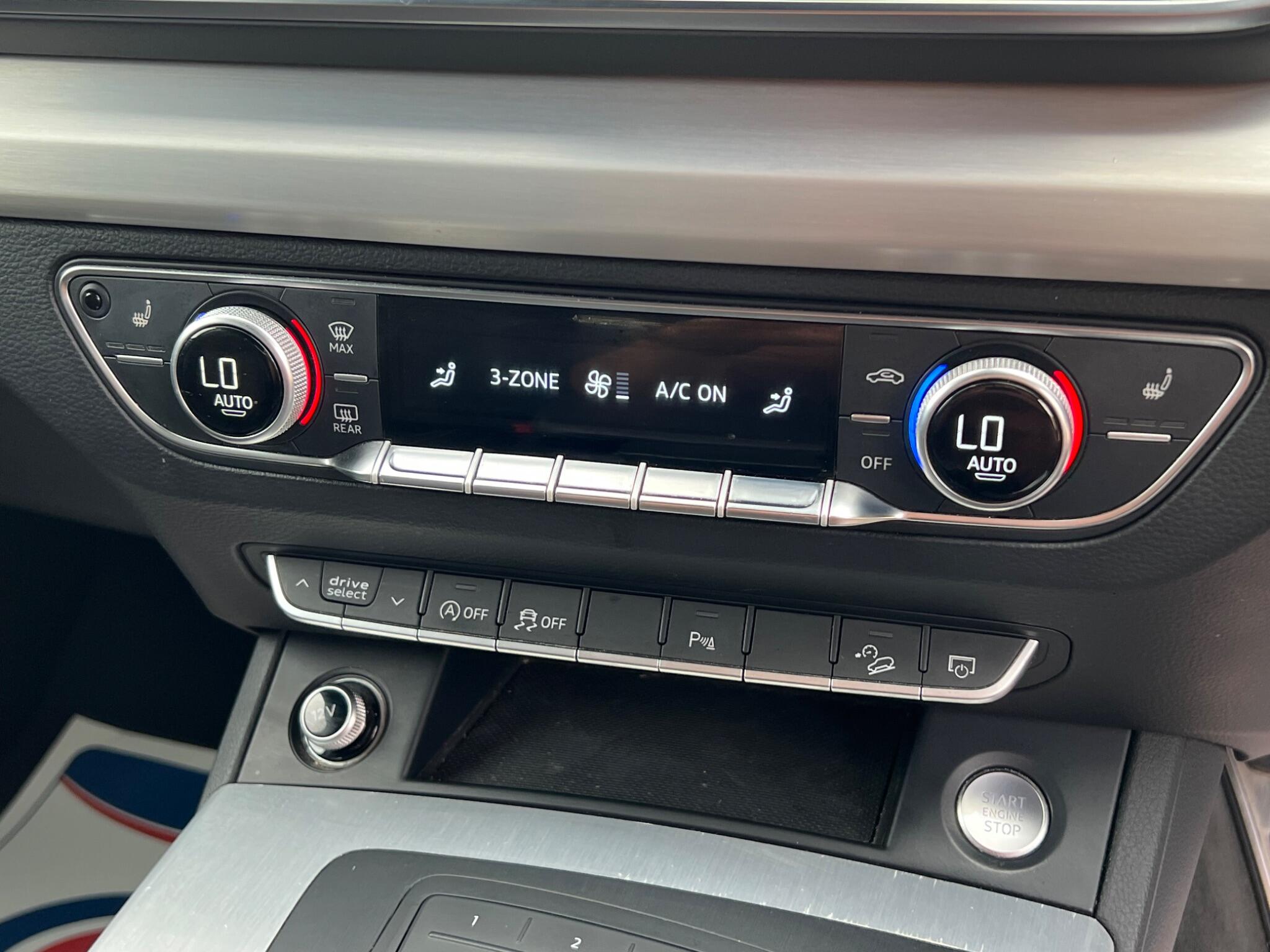 Audi Q5 view 24