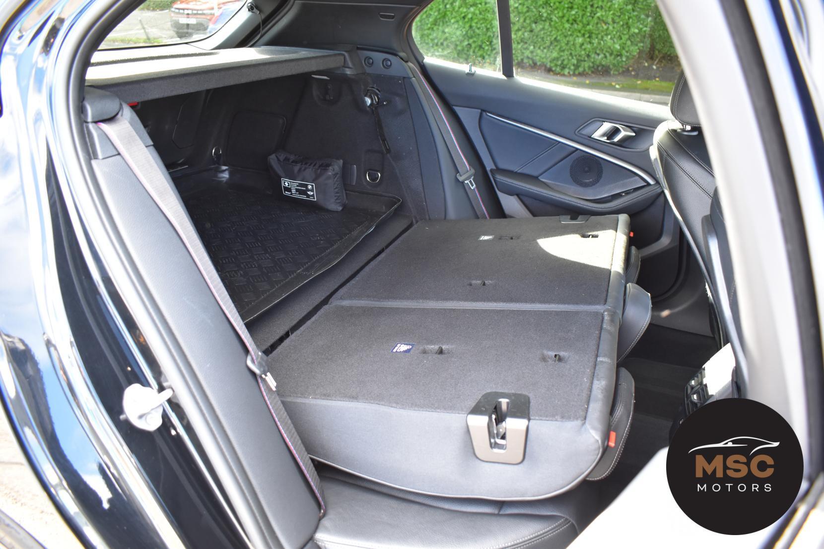 BMW 1 Series view 38