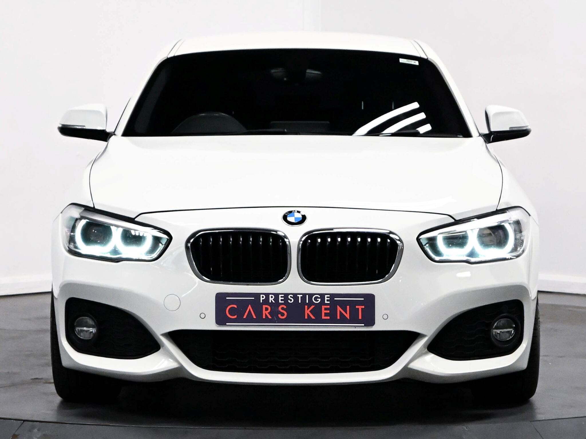 BMW 1 Series view 29