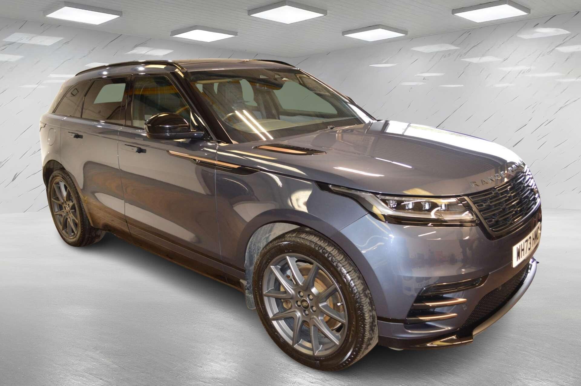 Land Rover Range Rover Velar view 4