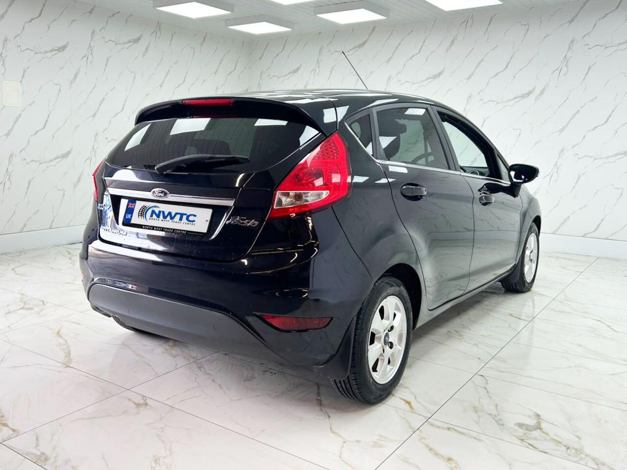 Ford Fiesta view 11