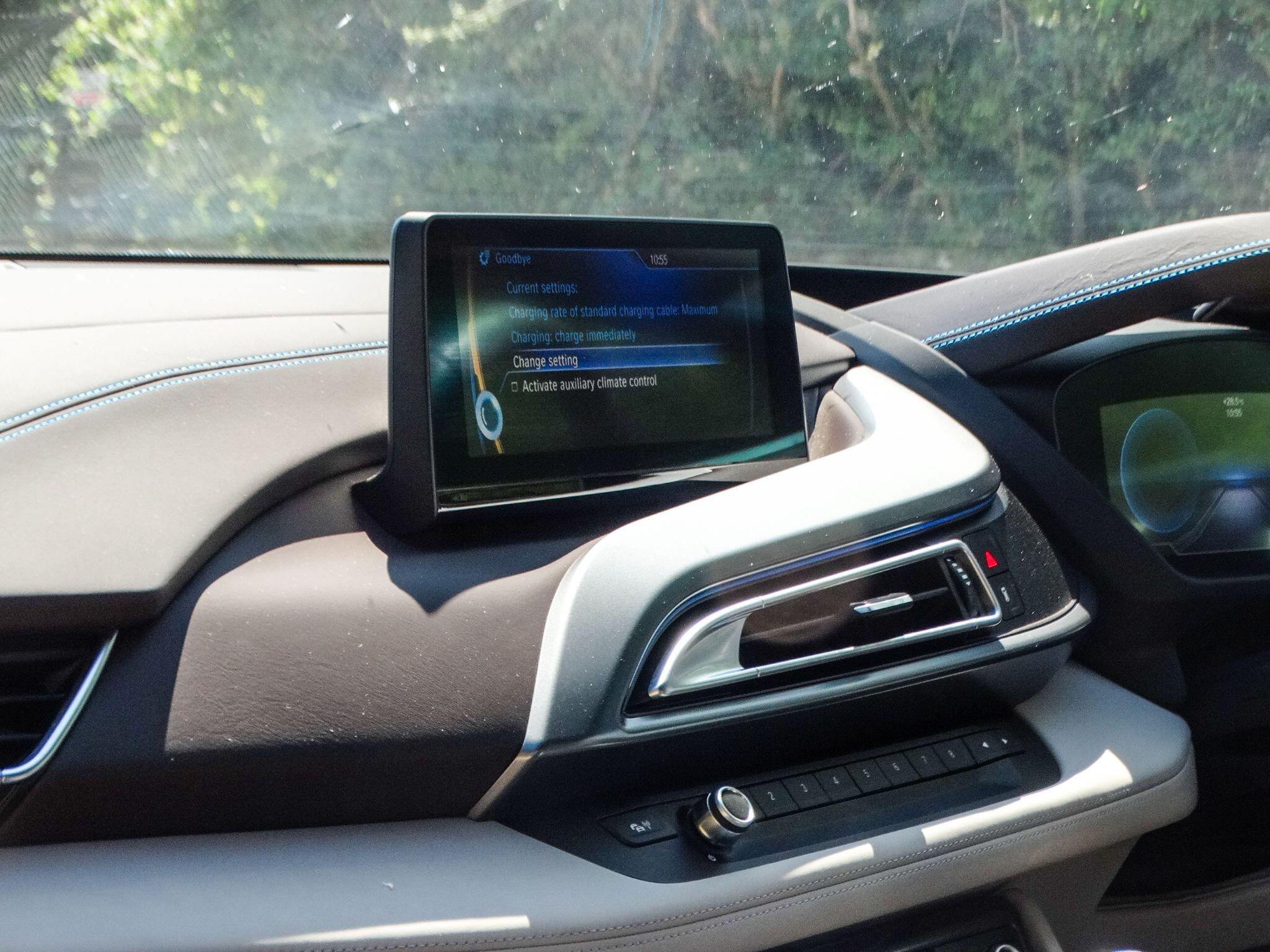 BMW I8 view 19