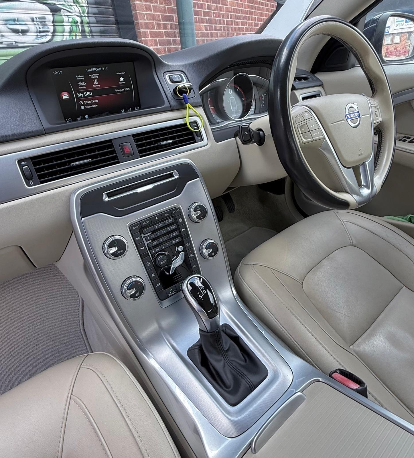 Volvo S80 view 48