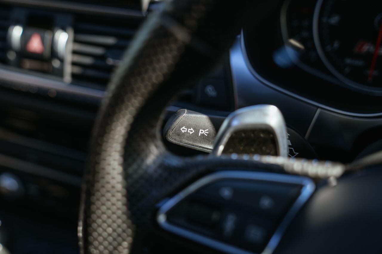 Audi RS6 view 64