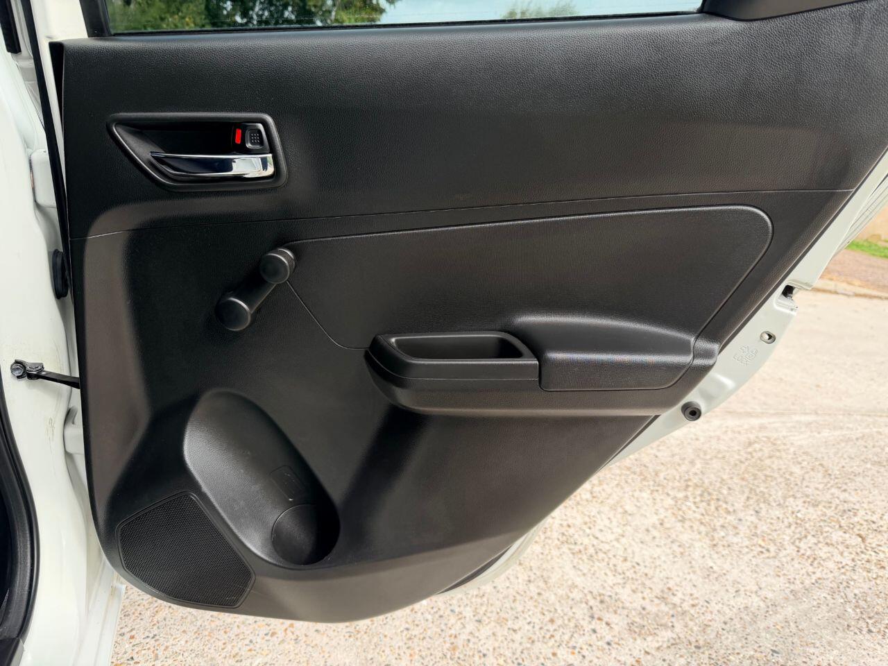 Suzuki Swift view 18