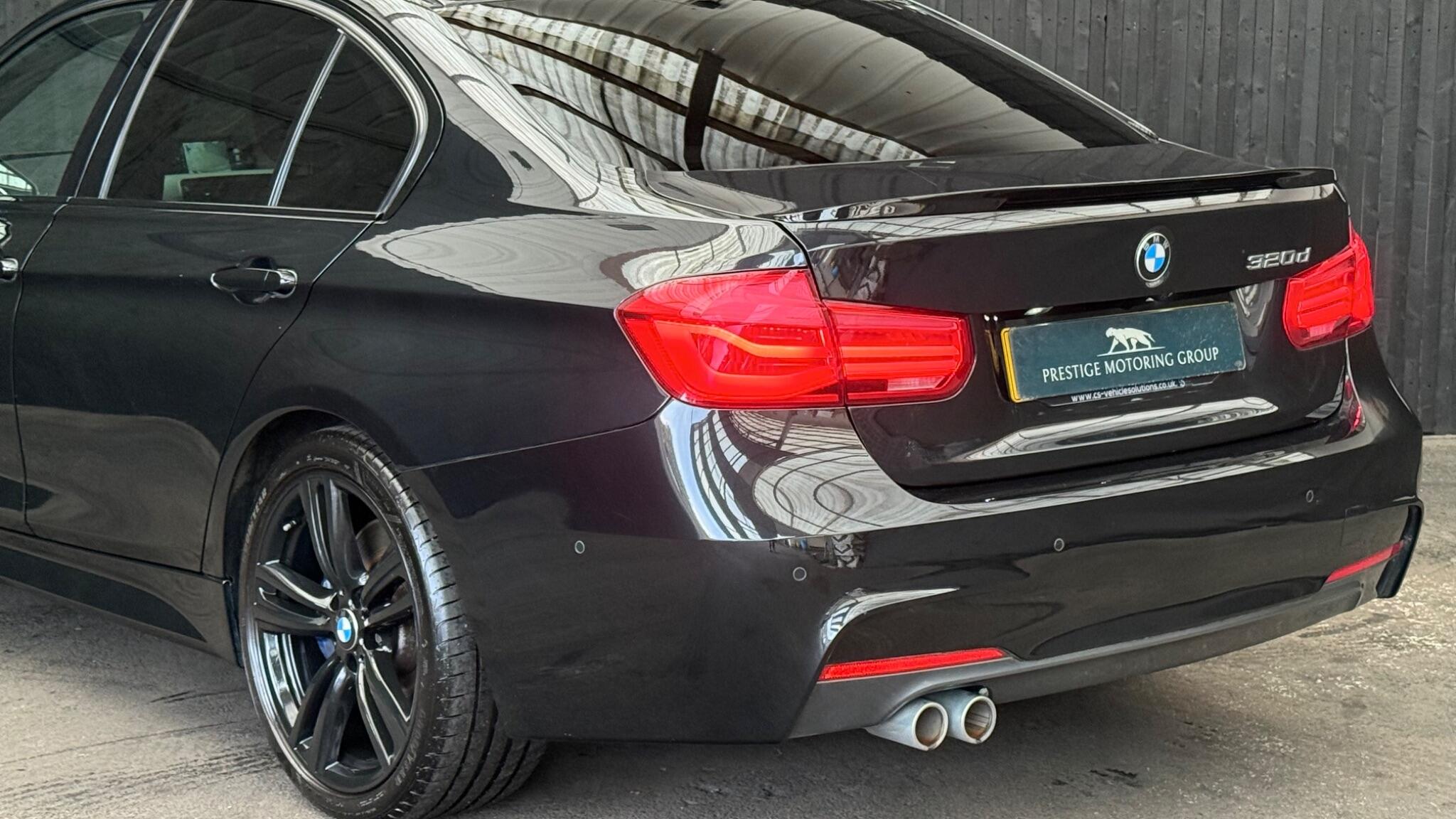 BMW 3 Series view 20