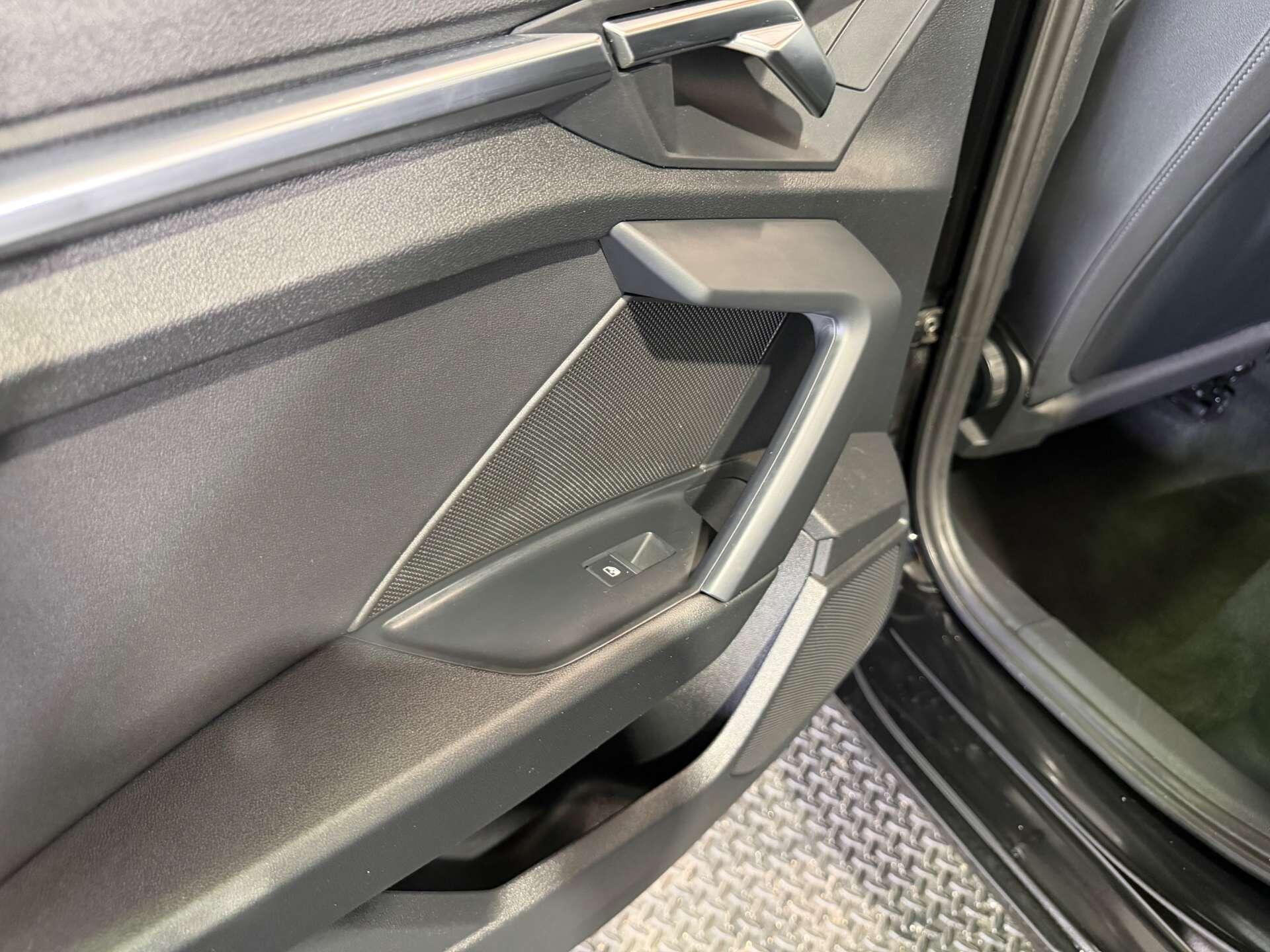 Audi A3 view 60