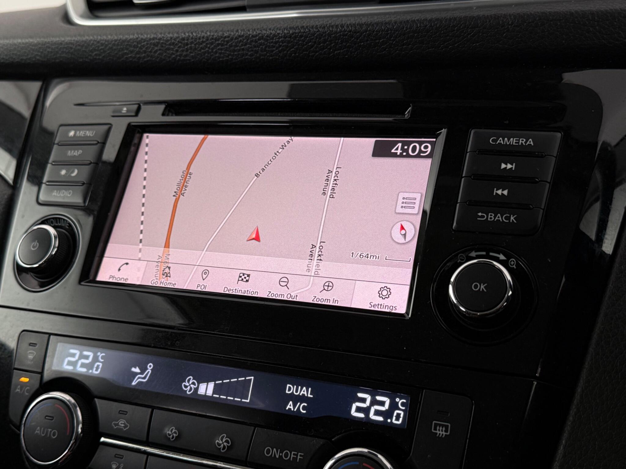 Nissan Qashqai view 25