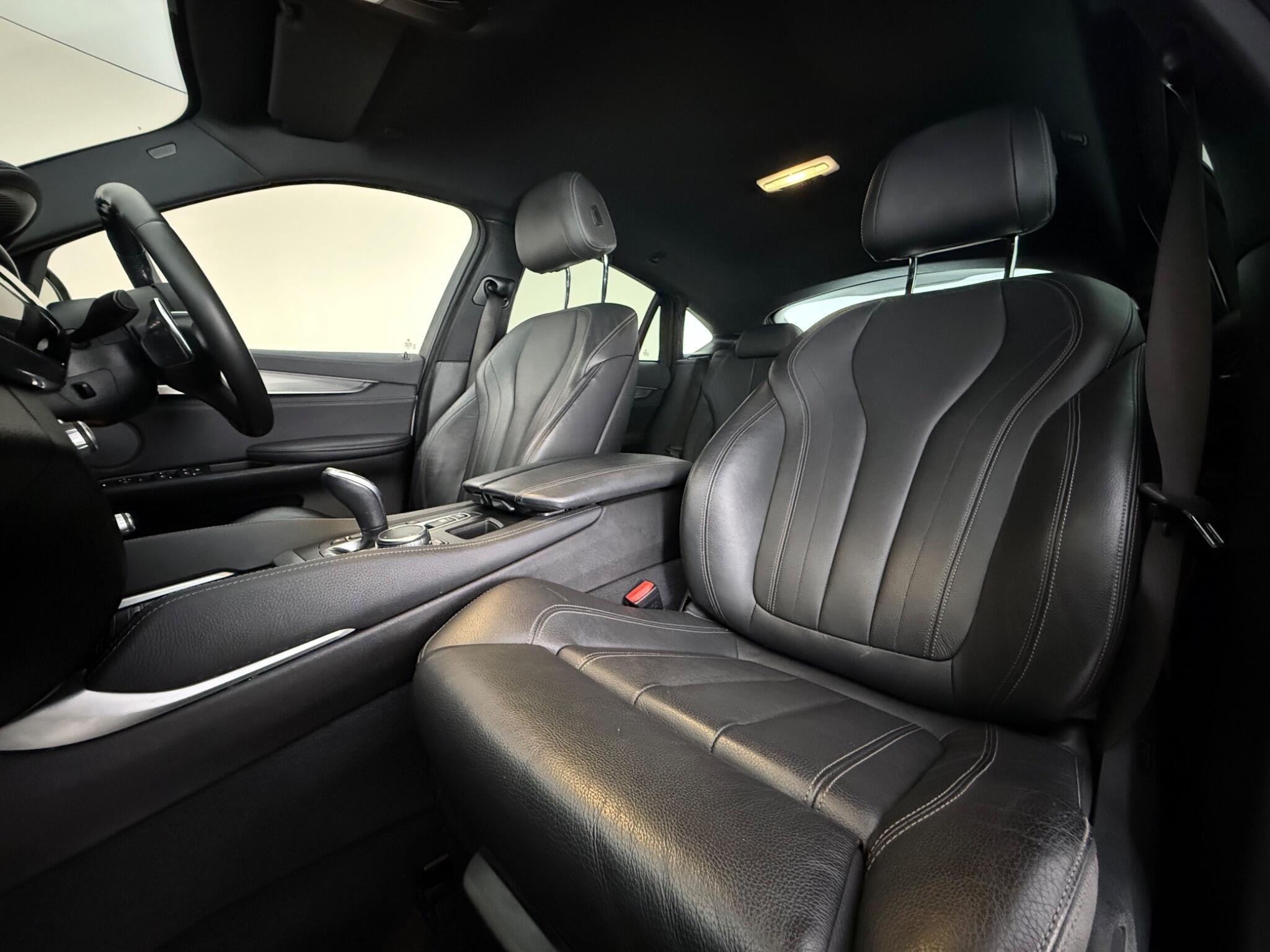 BMW X6 view 33
