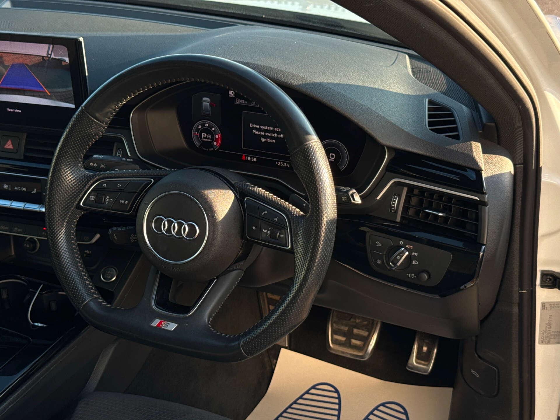 Audi A4 Avant view 55