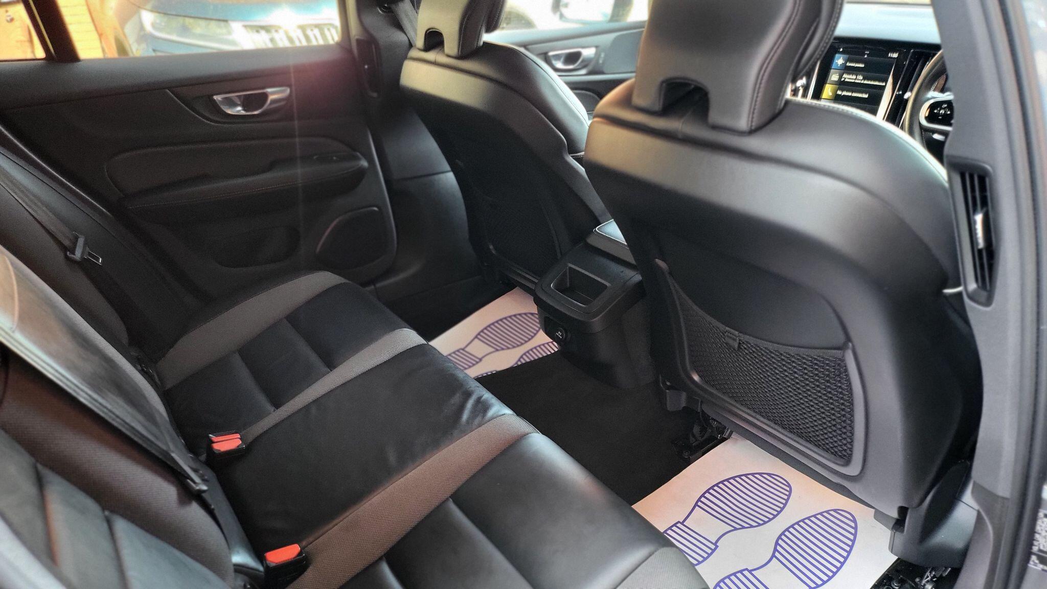 Volvo V60 view 19