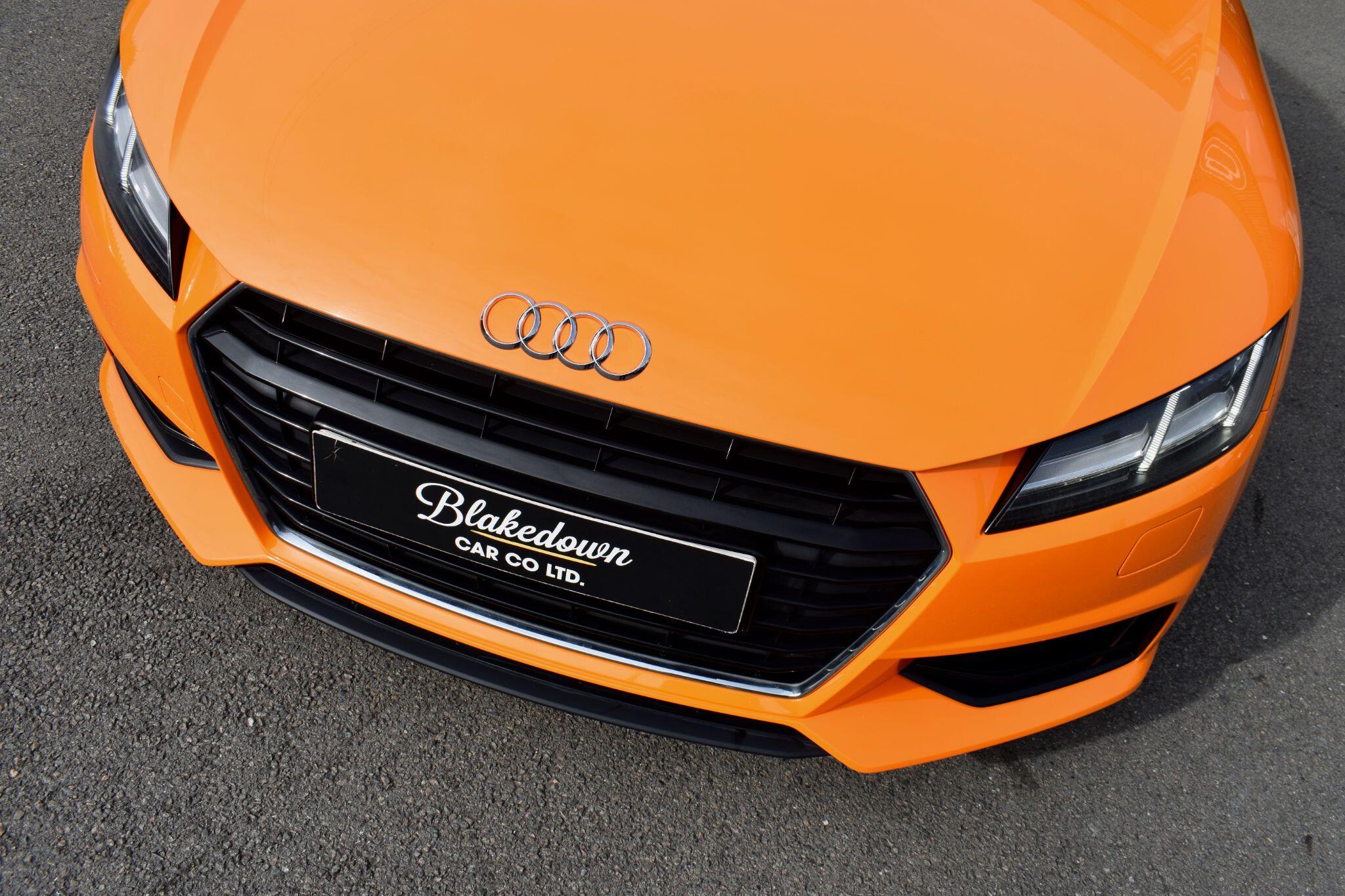 Audi TT view 46