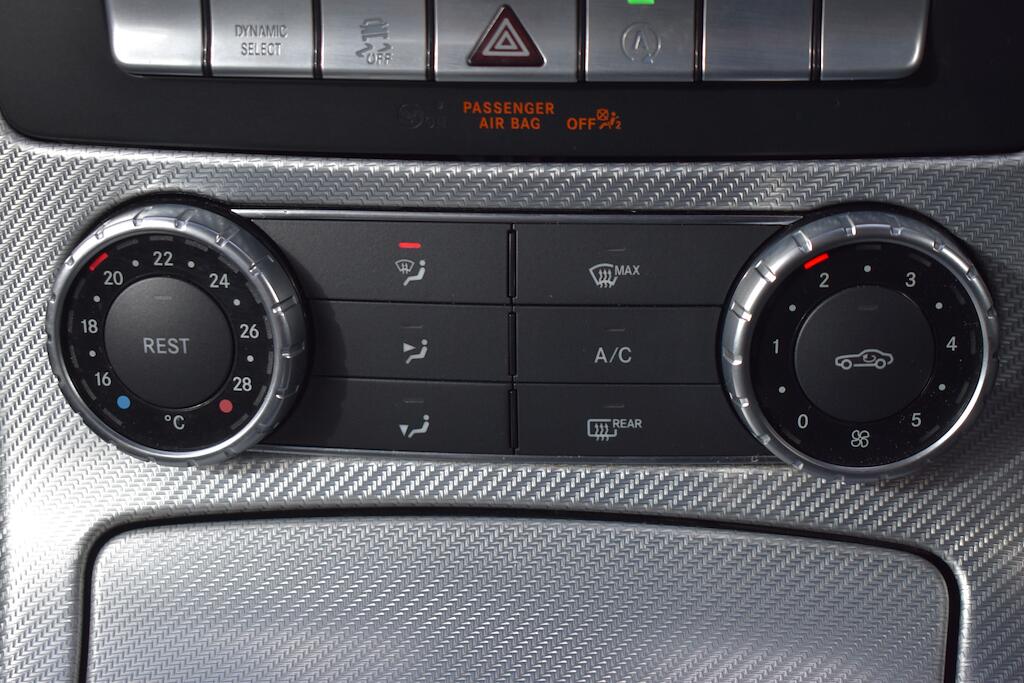 Mercedes-Benz SLC view 56