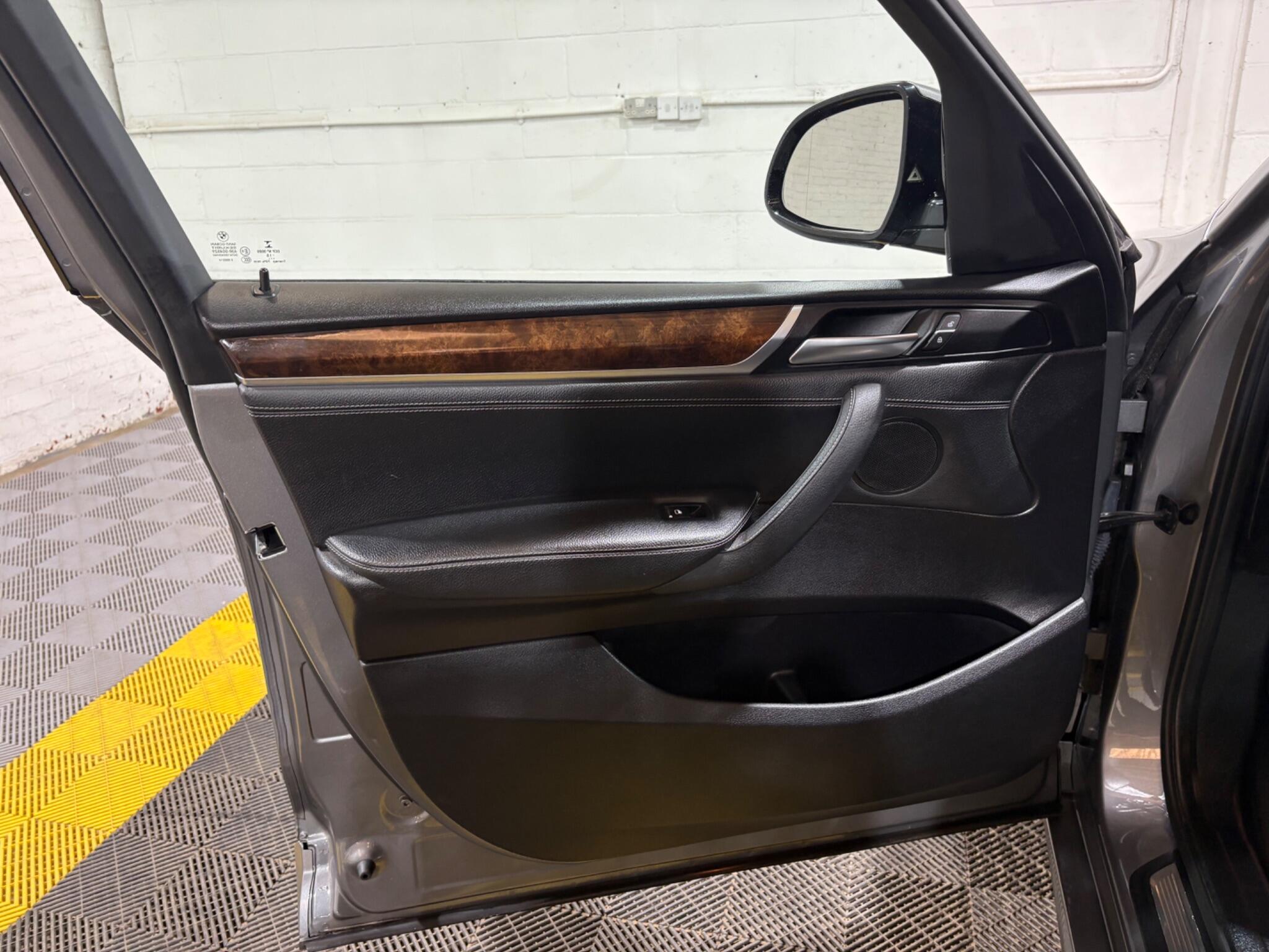 BMW X3 view 41