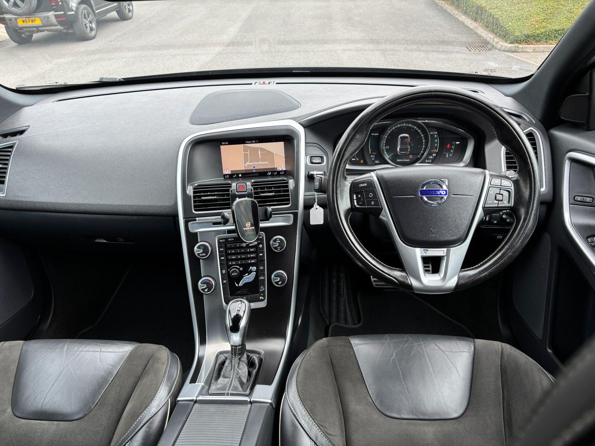 Volvo XC60 view 30