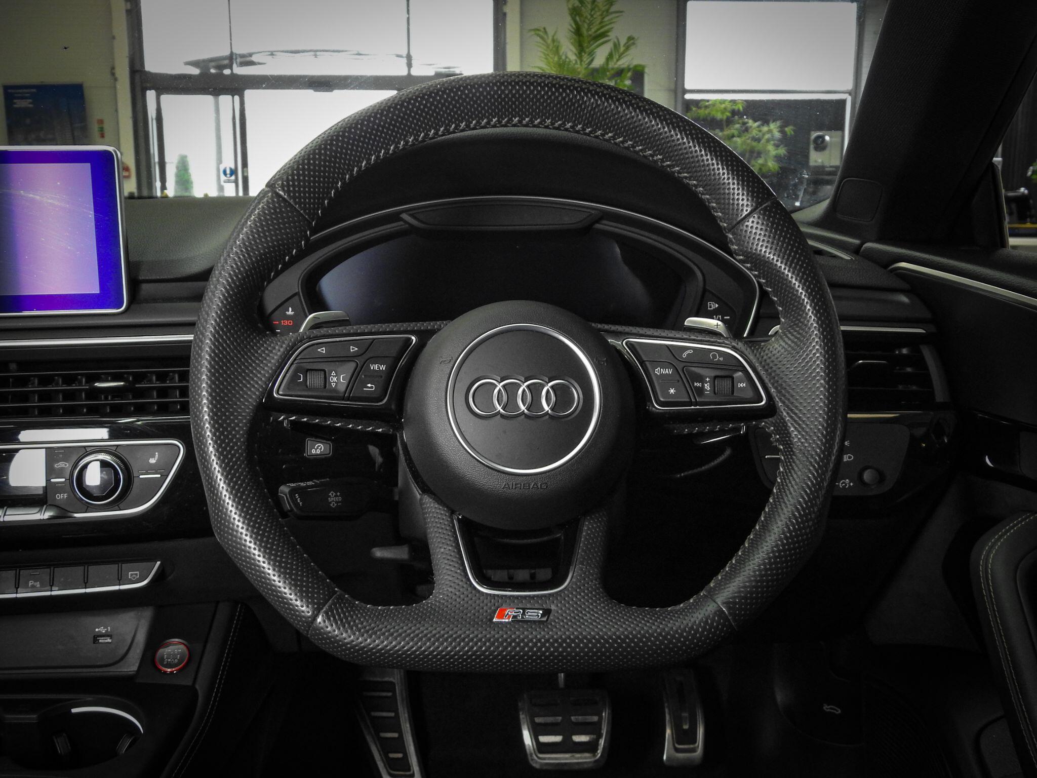Audi RS5 view 25