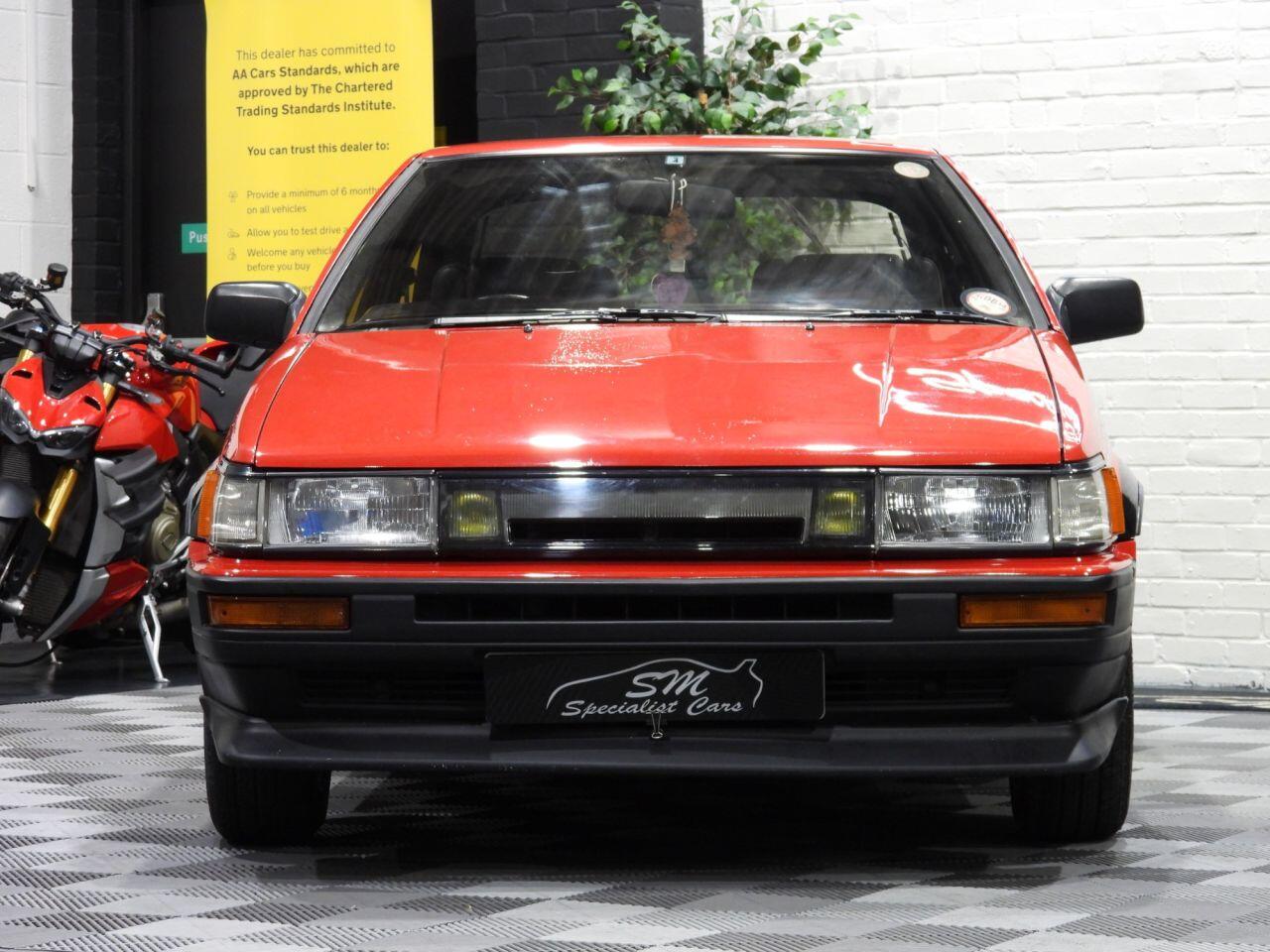 Toyota Corolla view 9