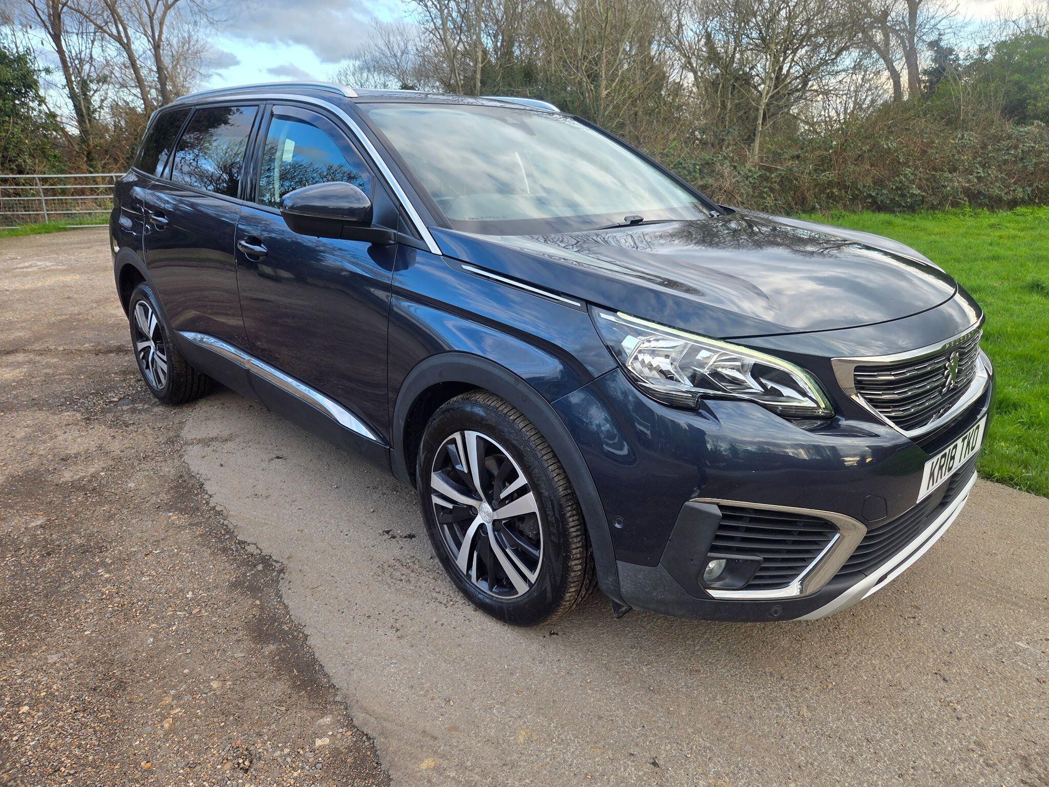 Peugeot 5008 view 6