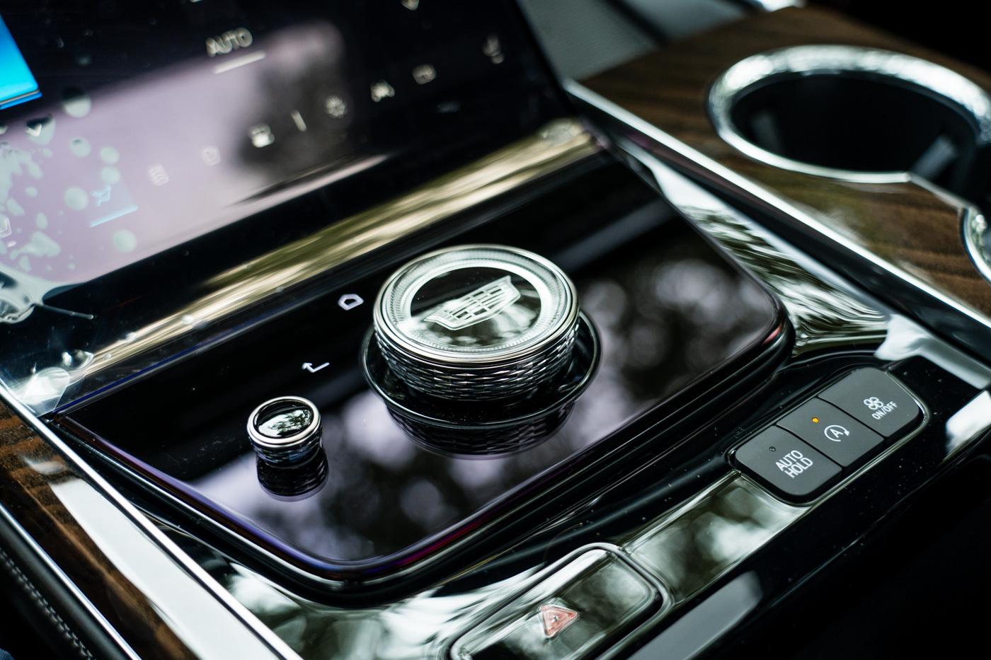 Cadillac Escalade view 35
