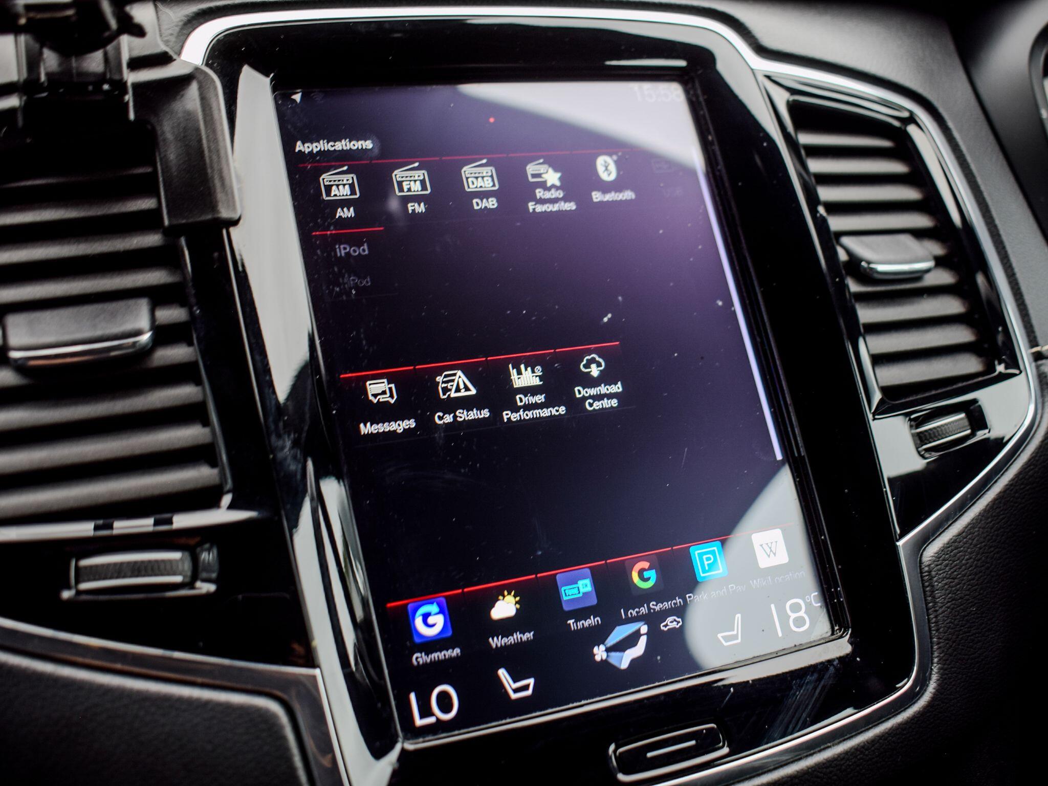 Volvo XC90 view 17