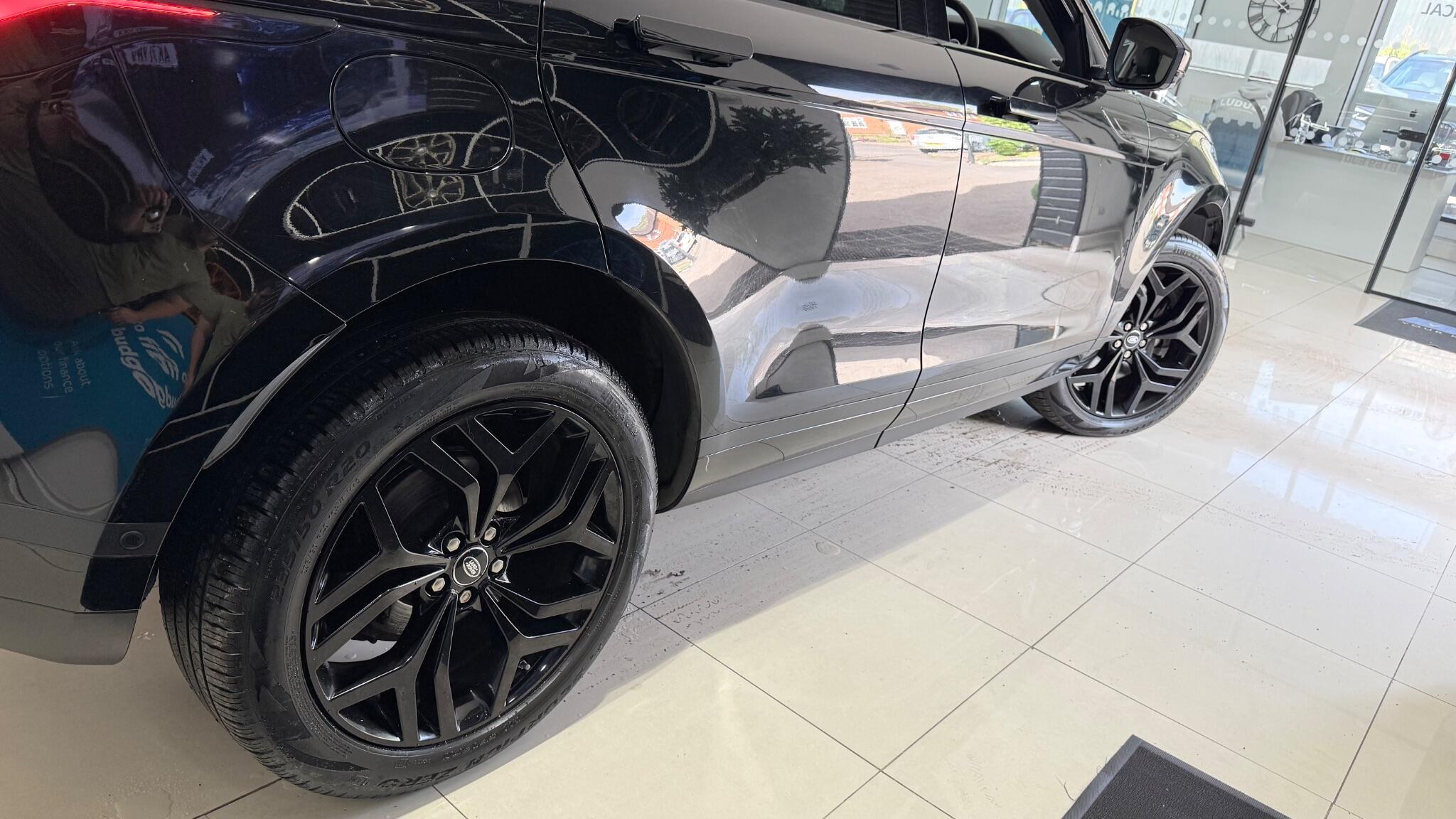 Land Rover Range Rover Evoque view 21