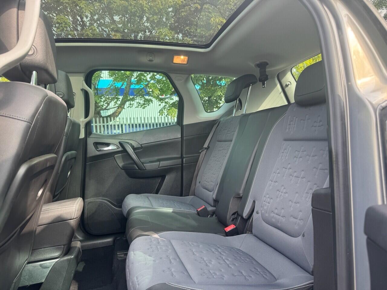 Vauxhall Meriva view 15