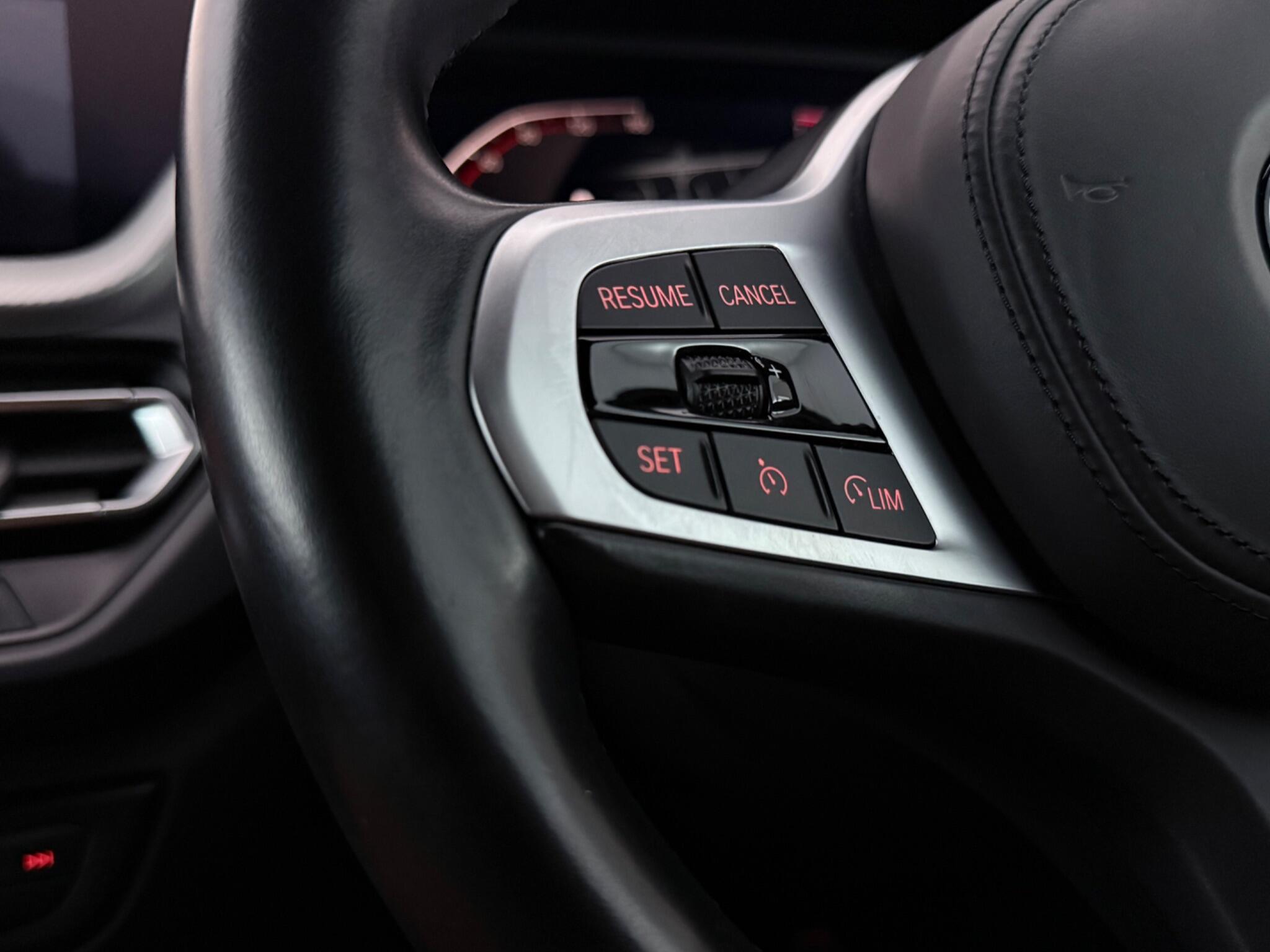 BMW 2 Series view 12