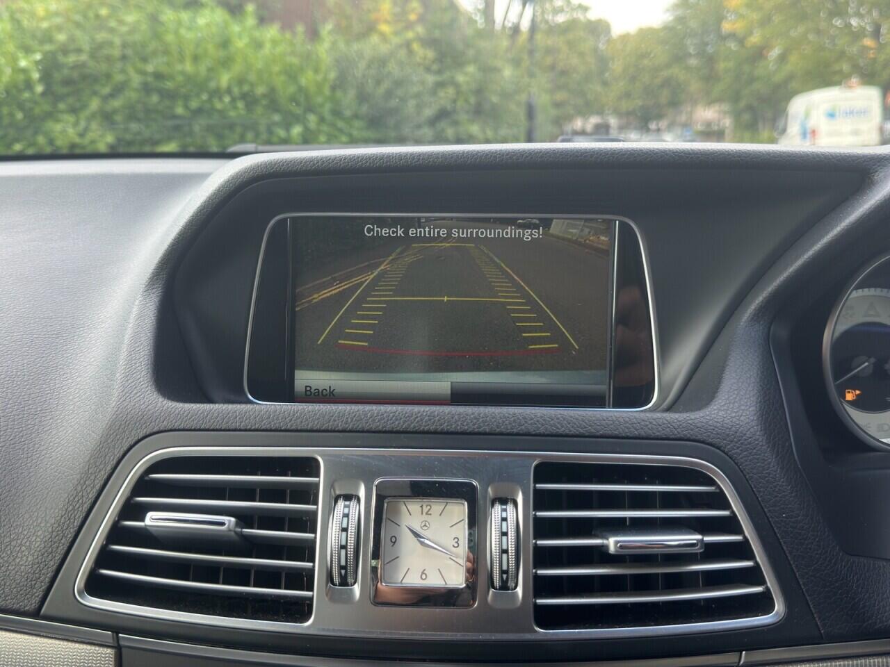 Mercedes-Benz E-Class view 19