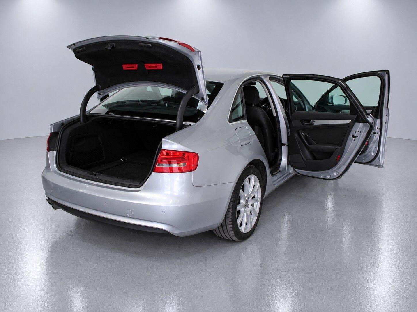 Audi A4 view 21