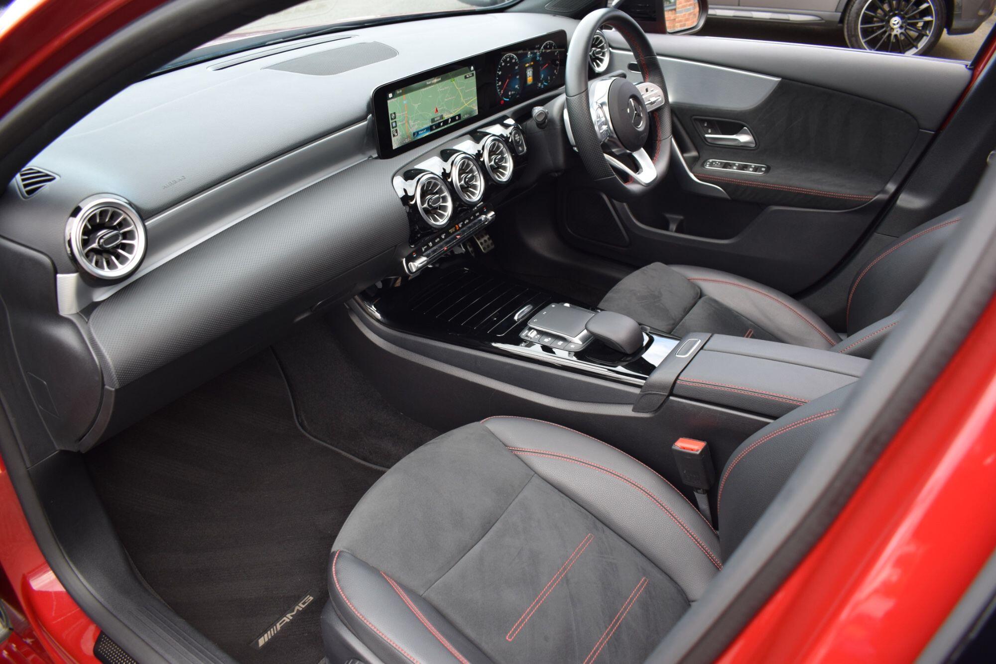 Mercedes-Benz A-Class view 34