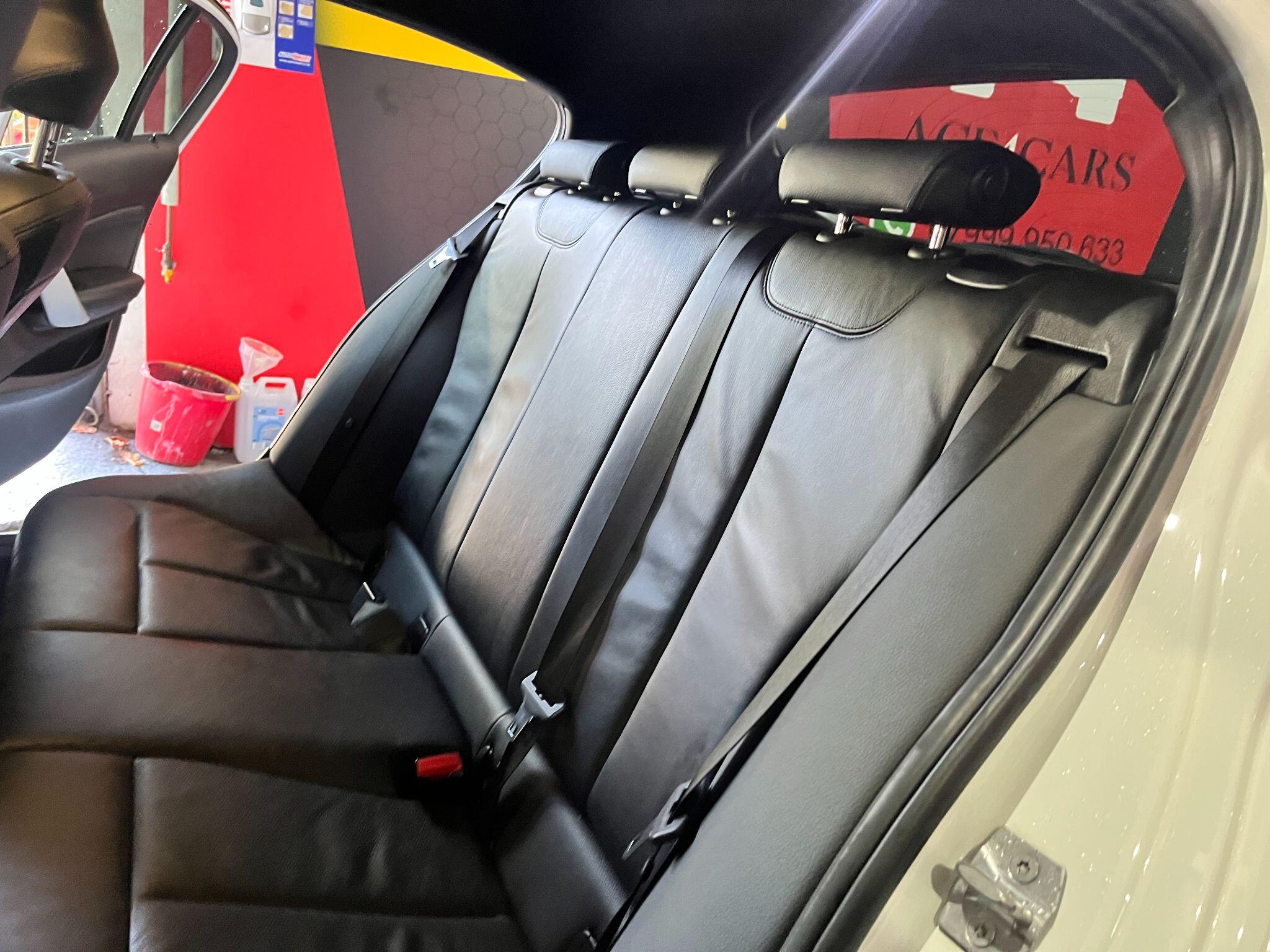 BMW 1 Series view 19