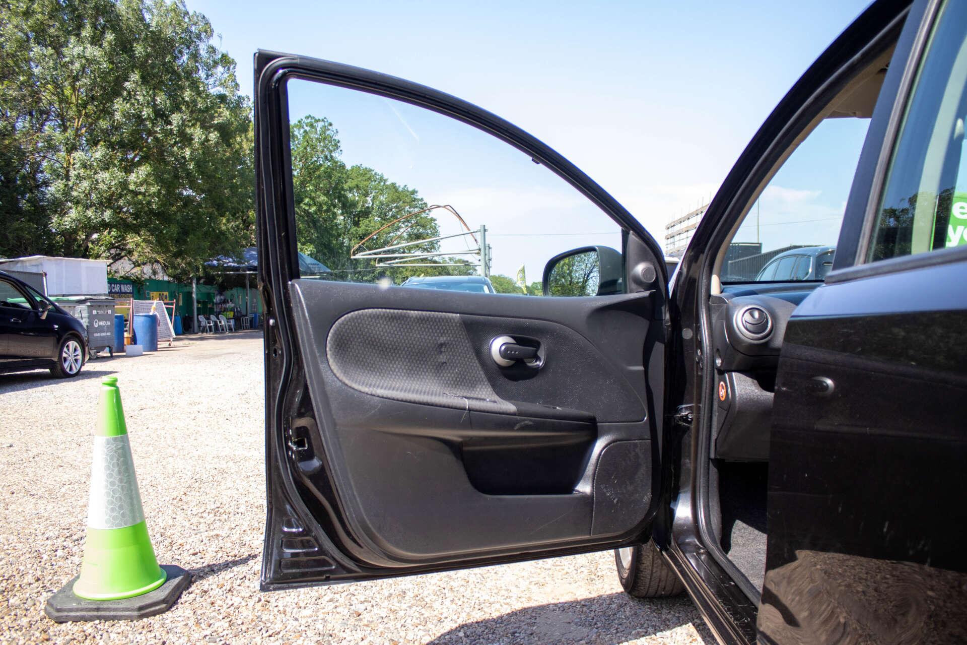 Nissan Note view 28