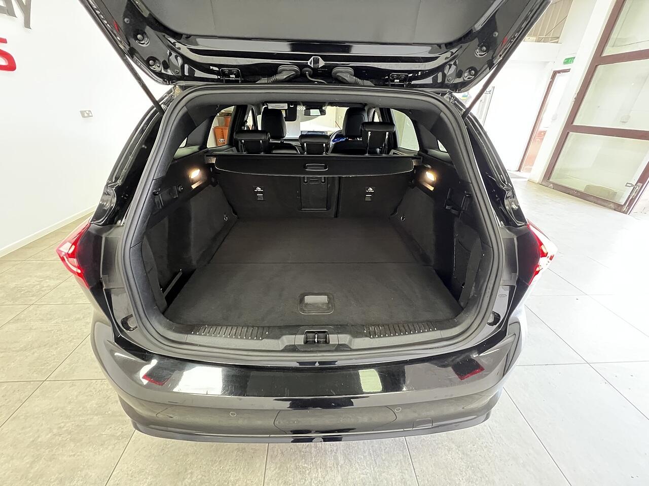 Ford Focus view 17