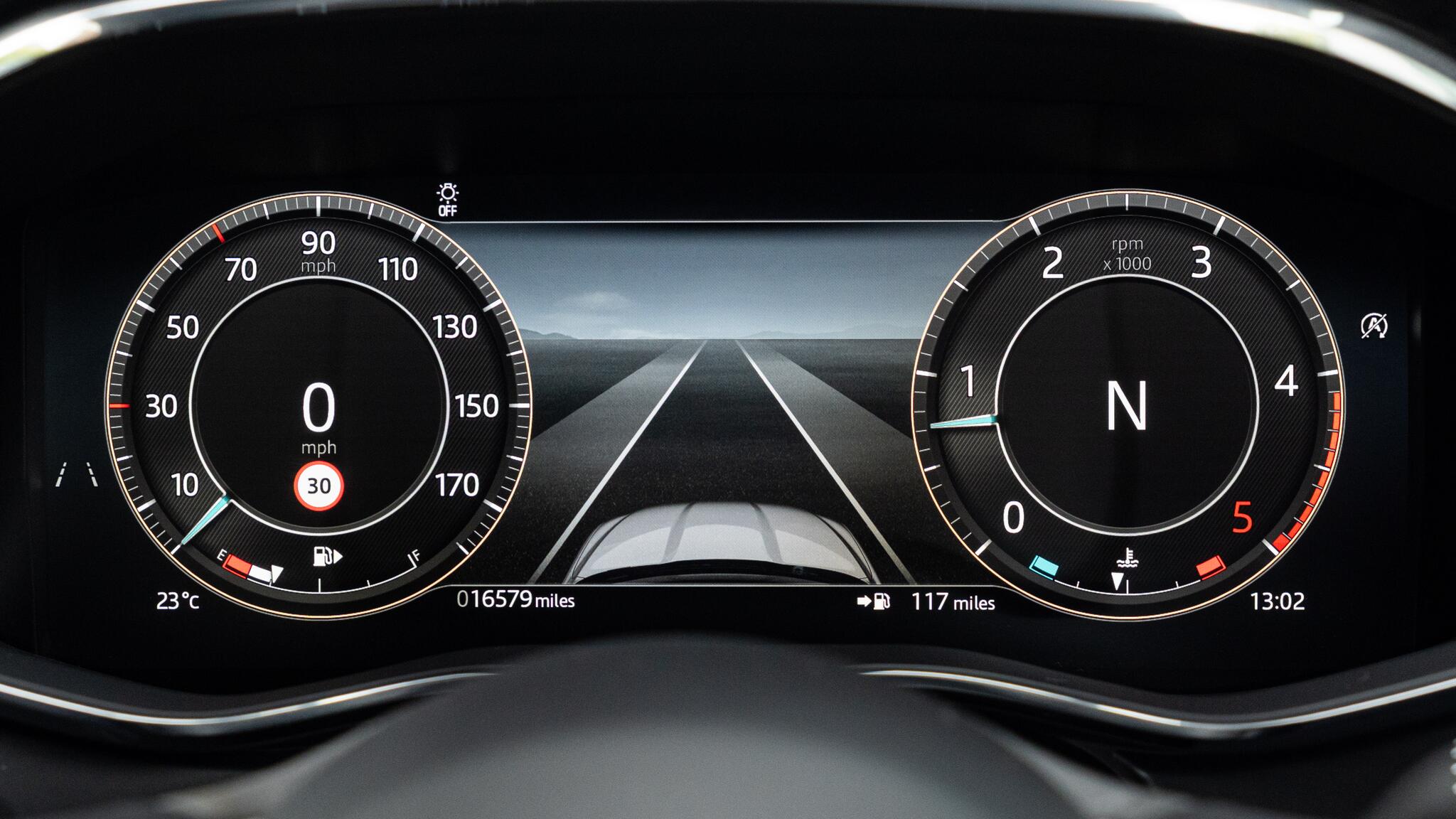 Jaguar F-Pace view 16