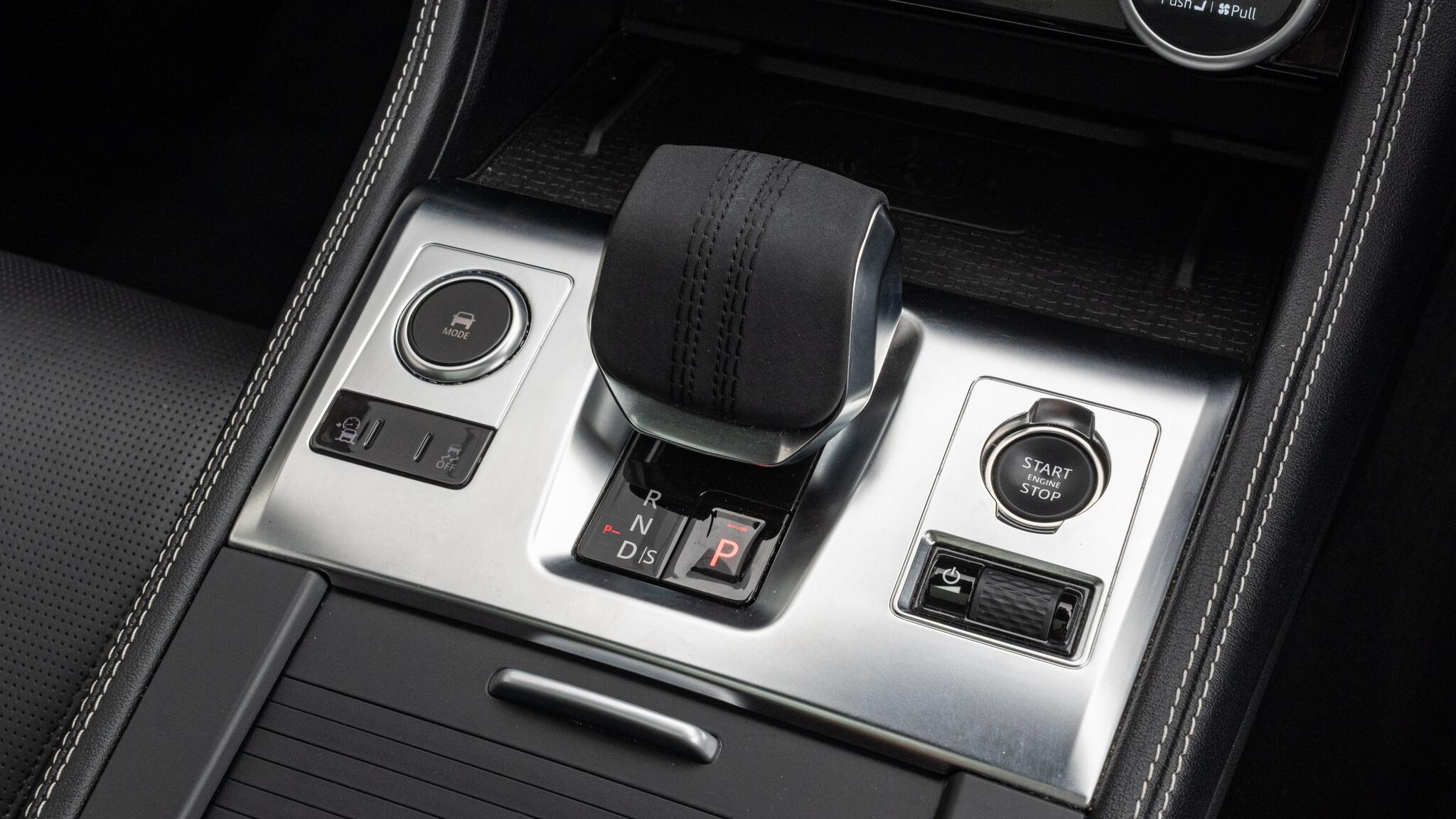 Jaguar F-Pace view 46