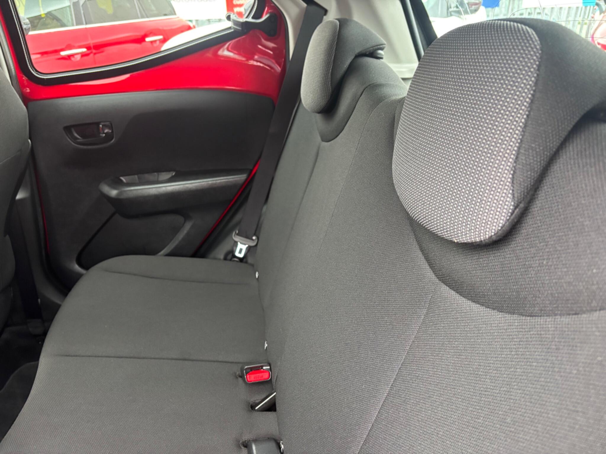 Toyota Aygo view 18