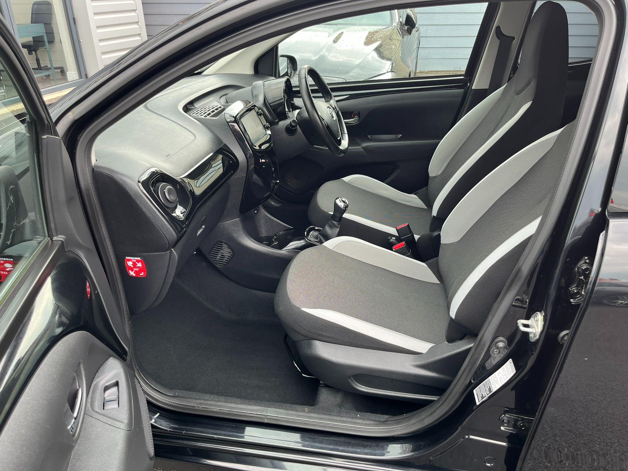 Toyota Aygo view 27